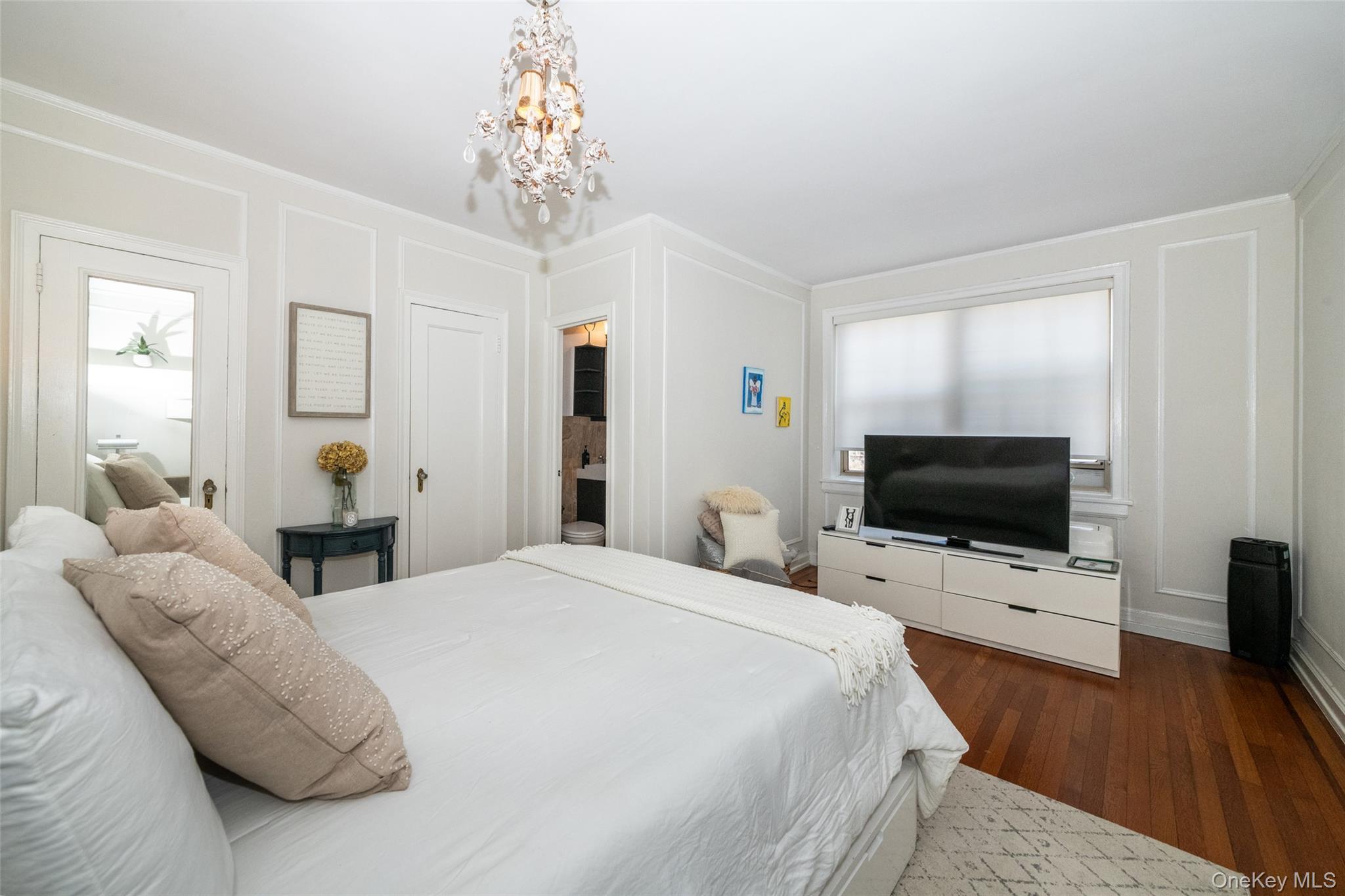 Coop Centre  Westchester County, NY 10805, MLS-982560-10