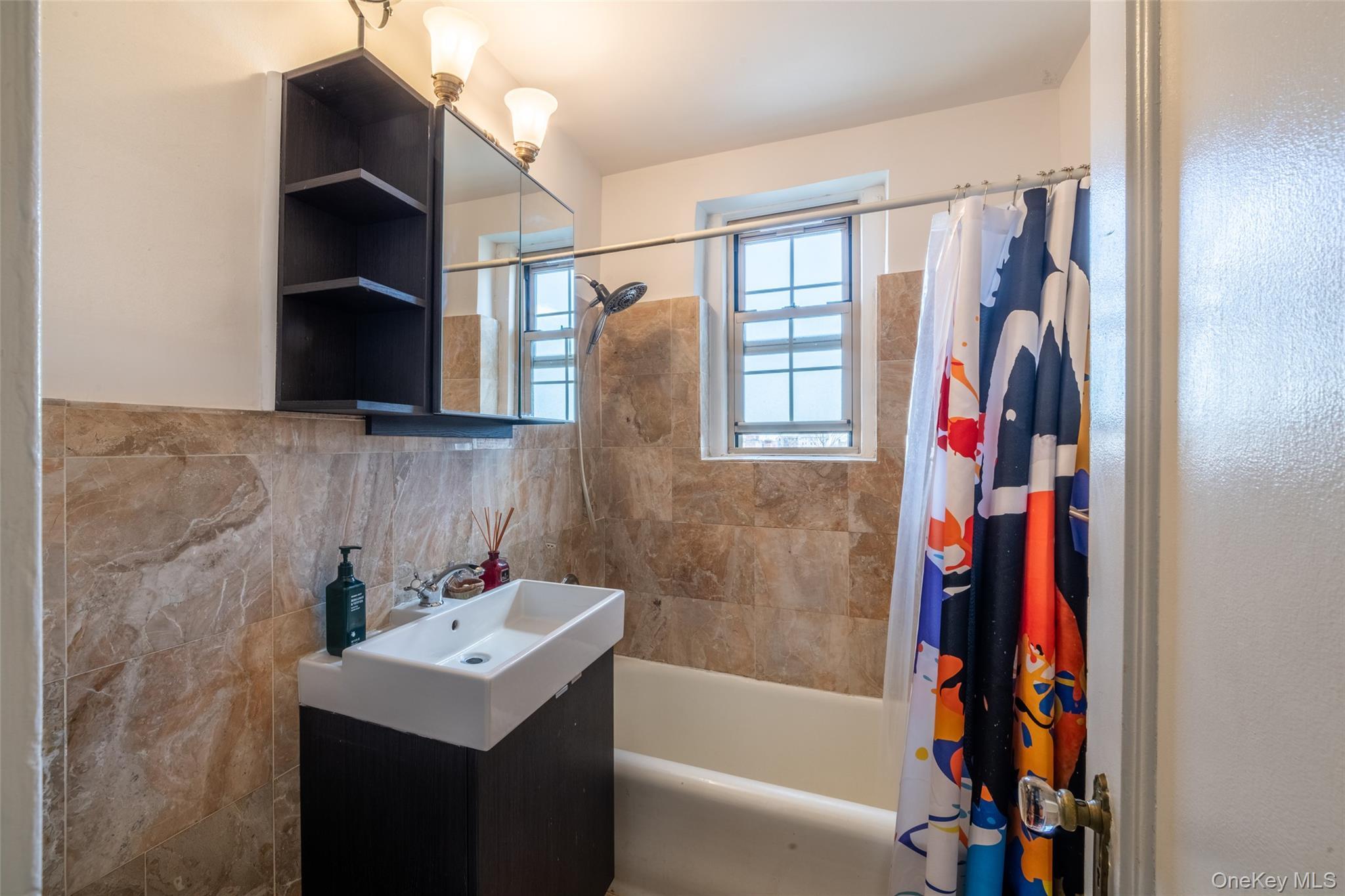 Coop Centre  Westchester County, NY 10805, MLS-982560-11