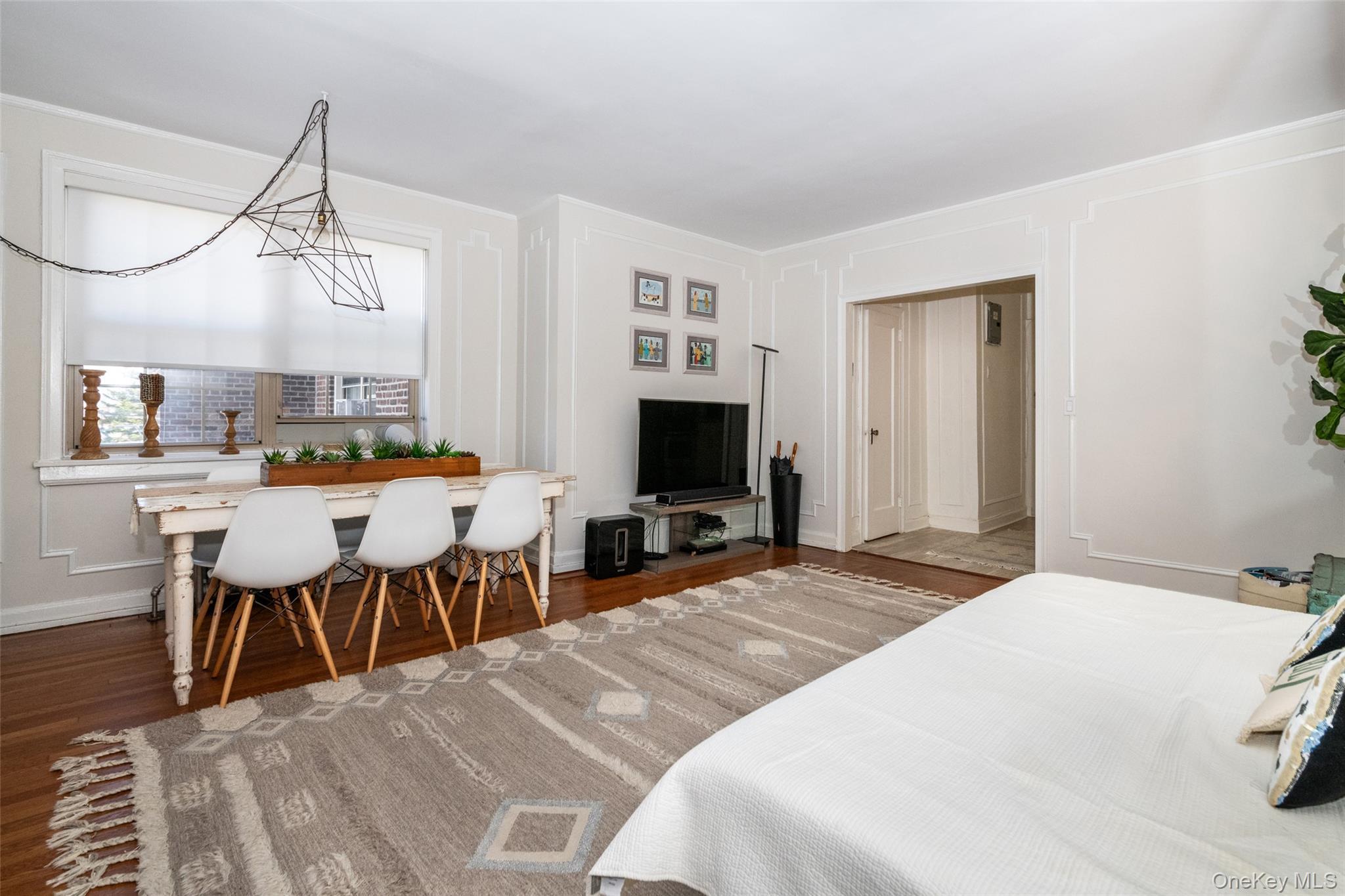 Coop Centre  Westchester County, NY 10805, MLS-982560-6