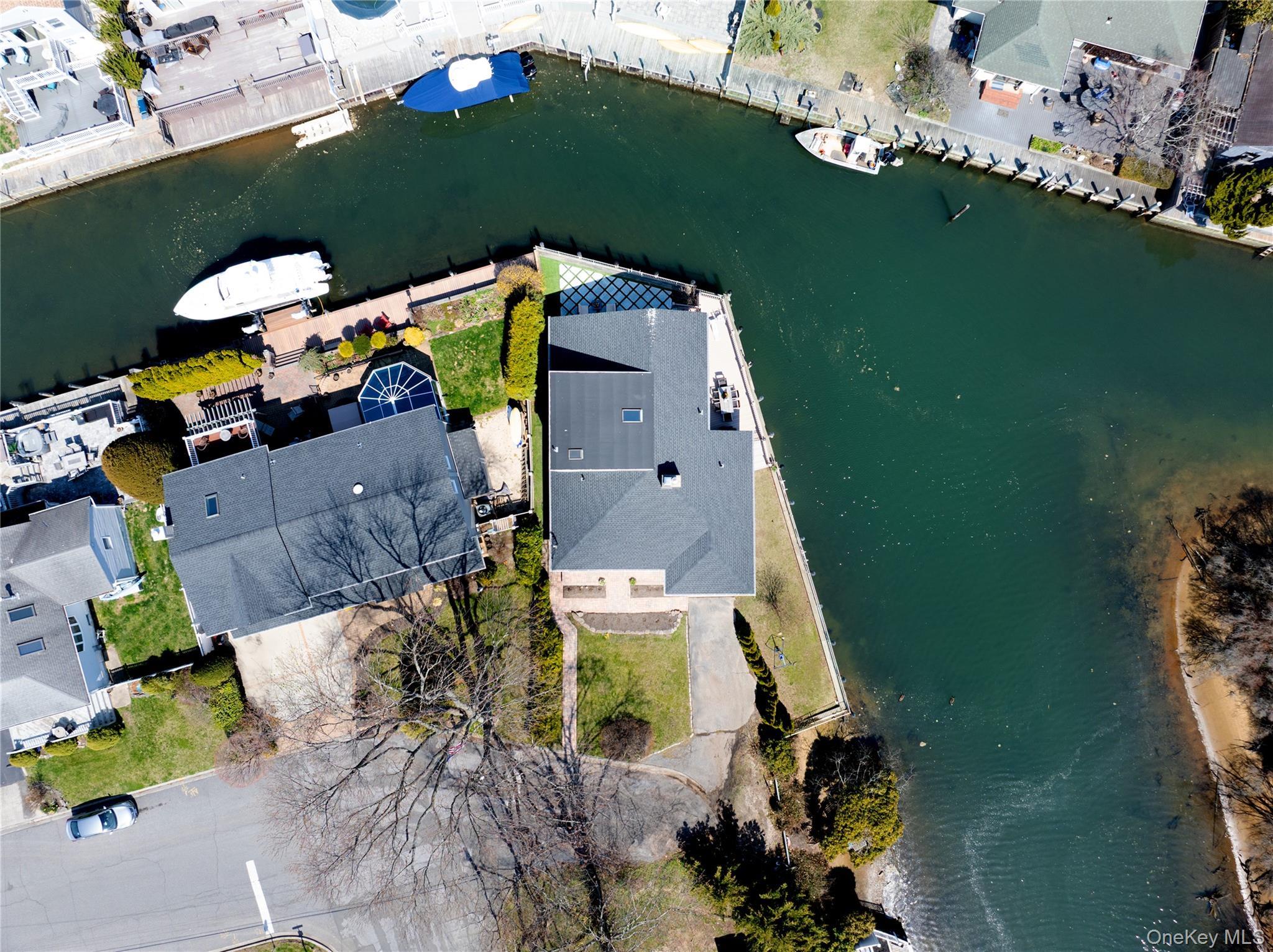 Single Family E Lido Prom  Suffolk County, NY 11757, MLS-982592-30