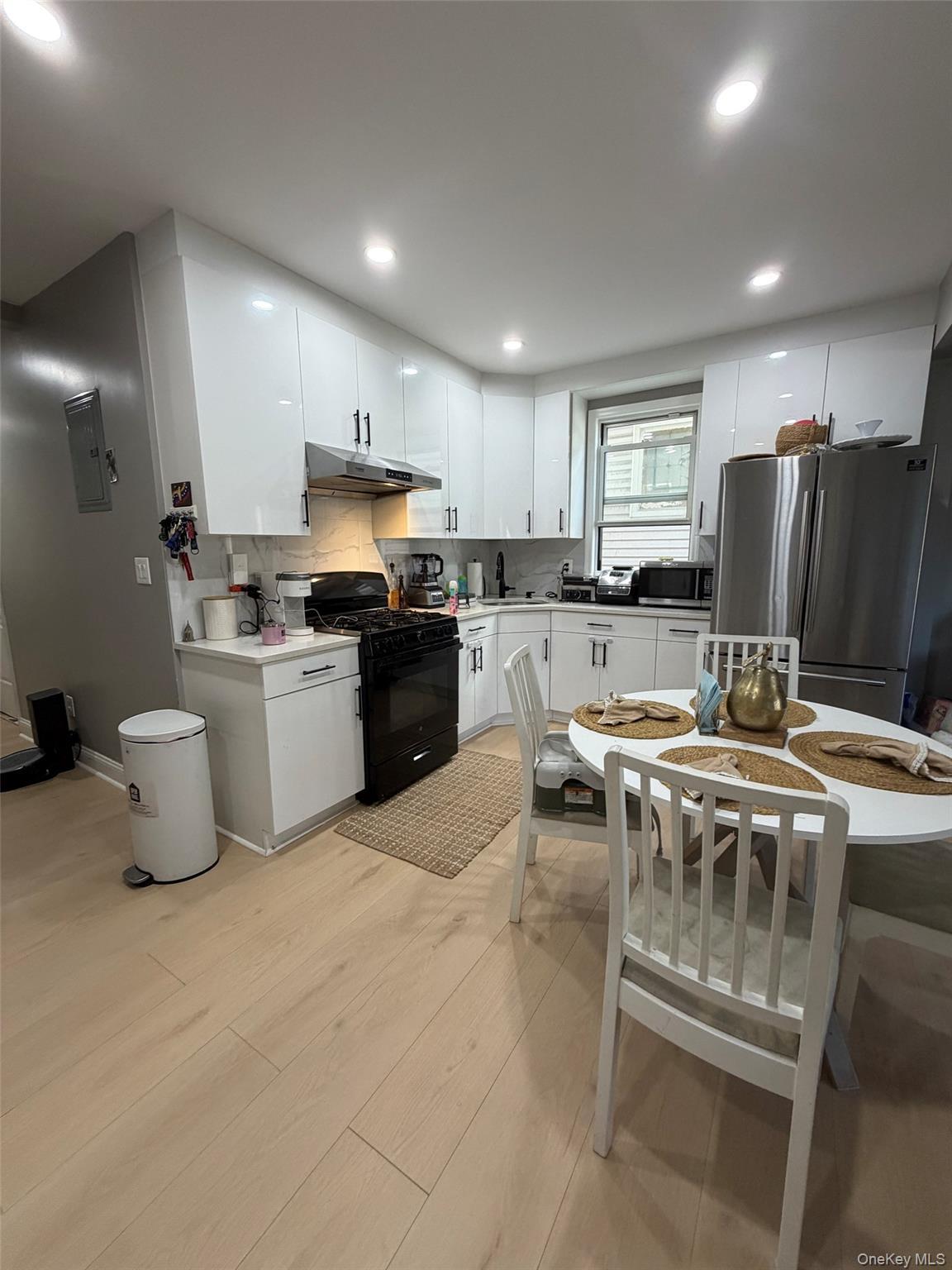 Single Family Lee Street  Queens, NY 11357, MLS-982595-3