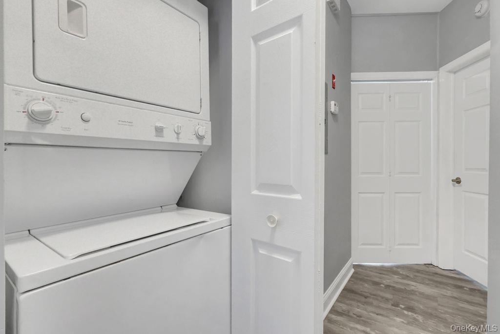 Condo Narragansett Villas  Suffolk County, NY 11757, MLS-982598-13