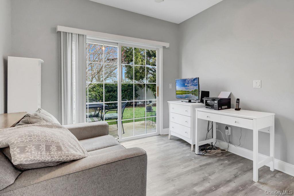 Condo Narragansett Villas  Suffolk County, NY 11757, MLS-982598-15