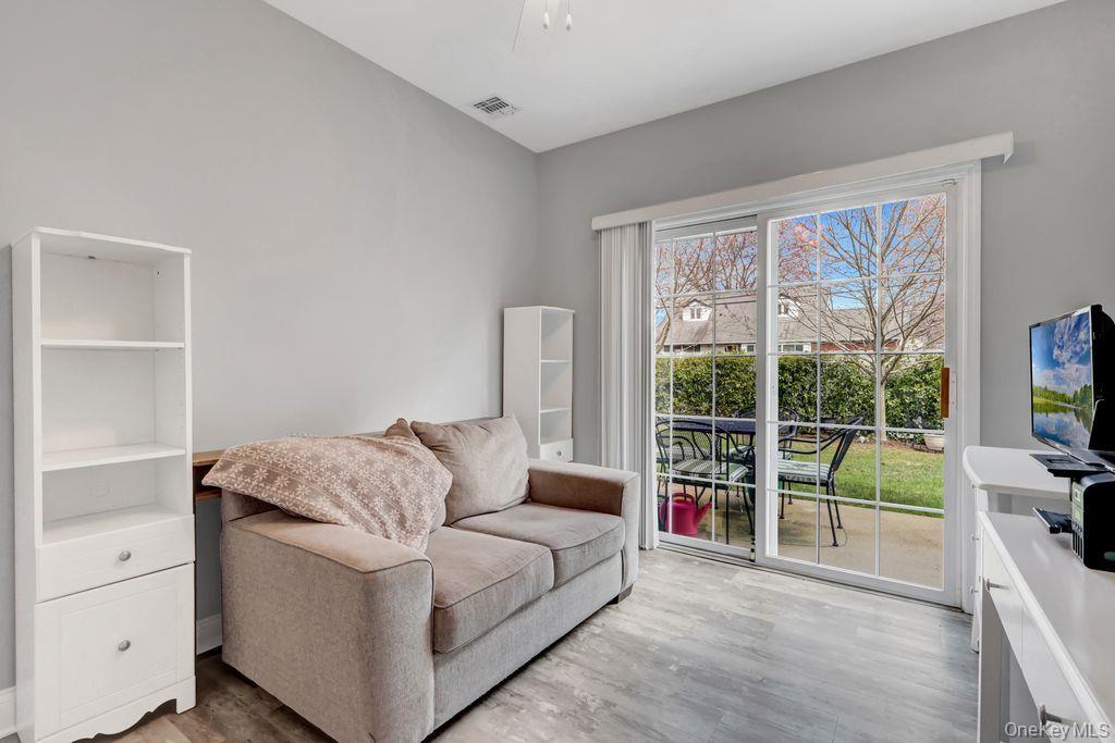 Condo Narragansett Villas  Suffolk County, NY 11757, MLS-982598-16