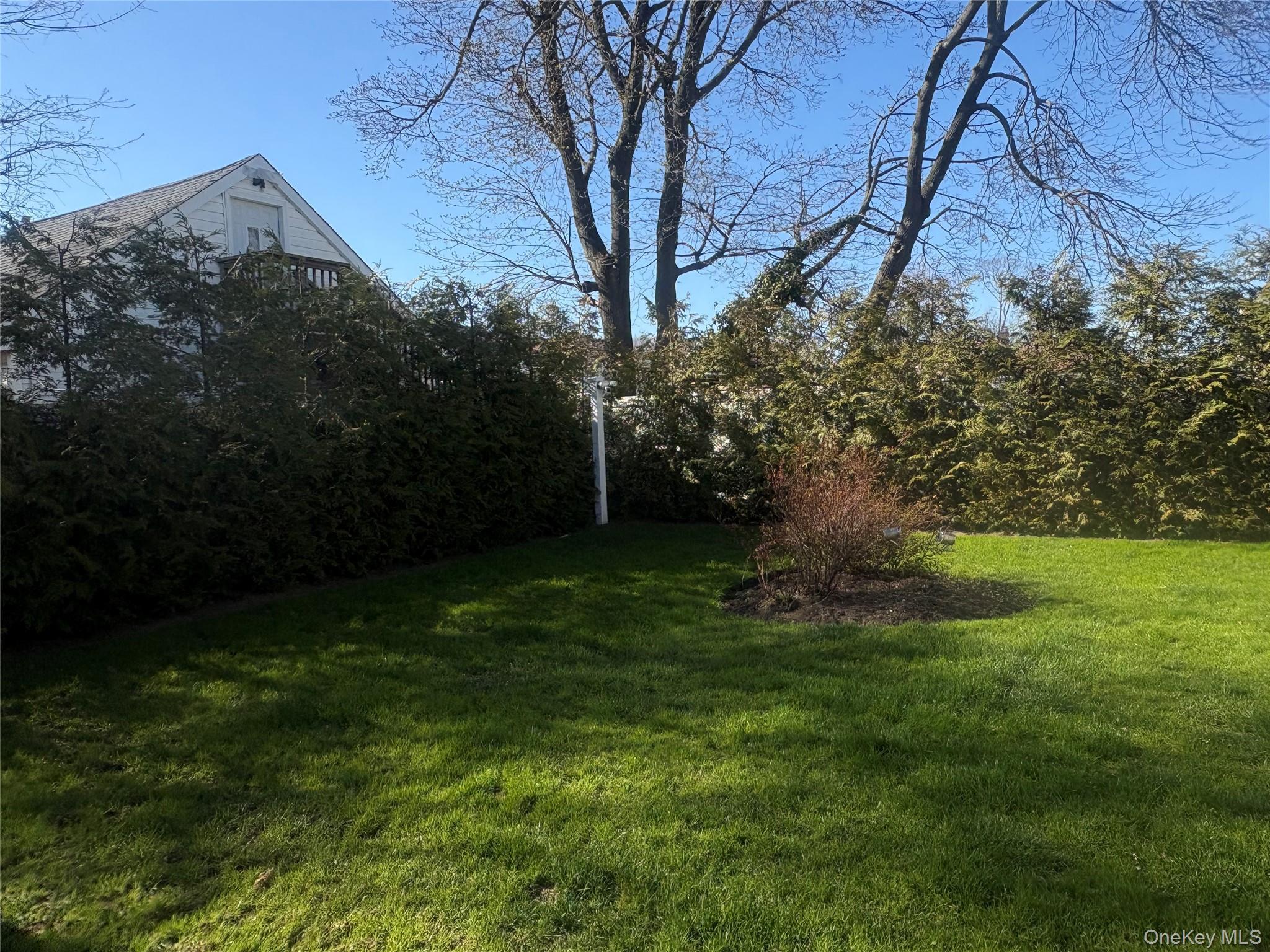 Single Family Rutland  Nassau County, NY 11520, MLS-982622-4