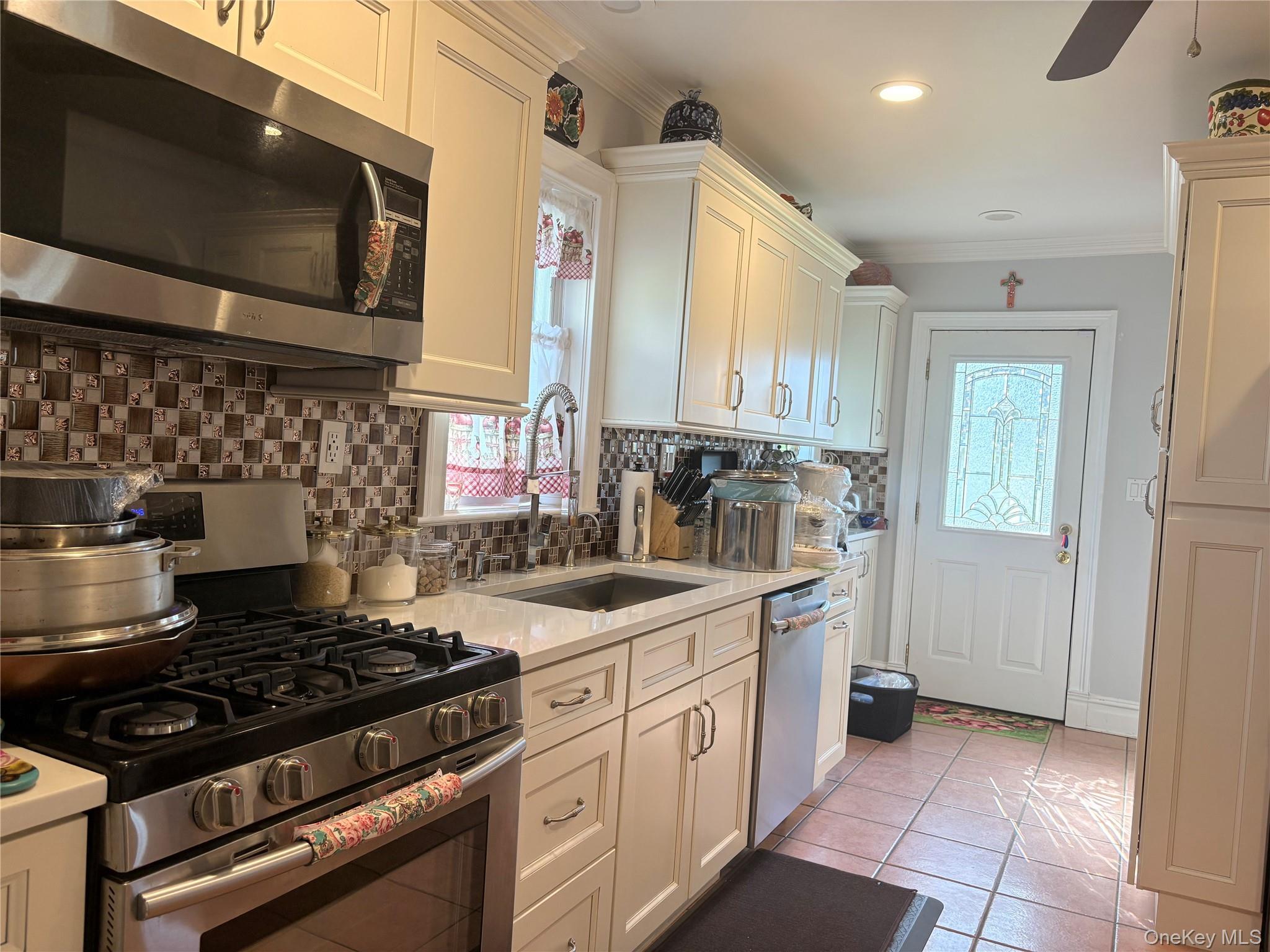 Single Family Rutland  Nassau County, NY 11520, MLS-982622-9