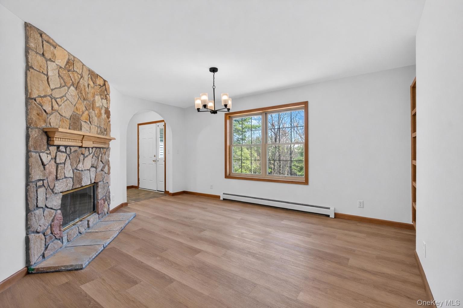 Single Family Forestburgh  Sullivan County, NY 12737, MLS-982625-28