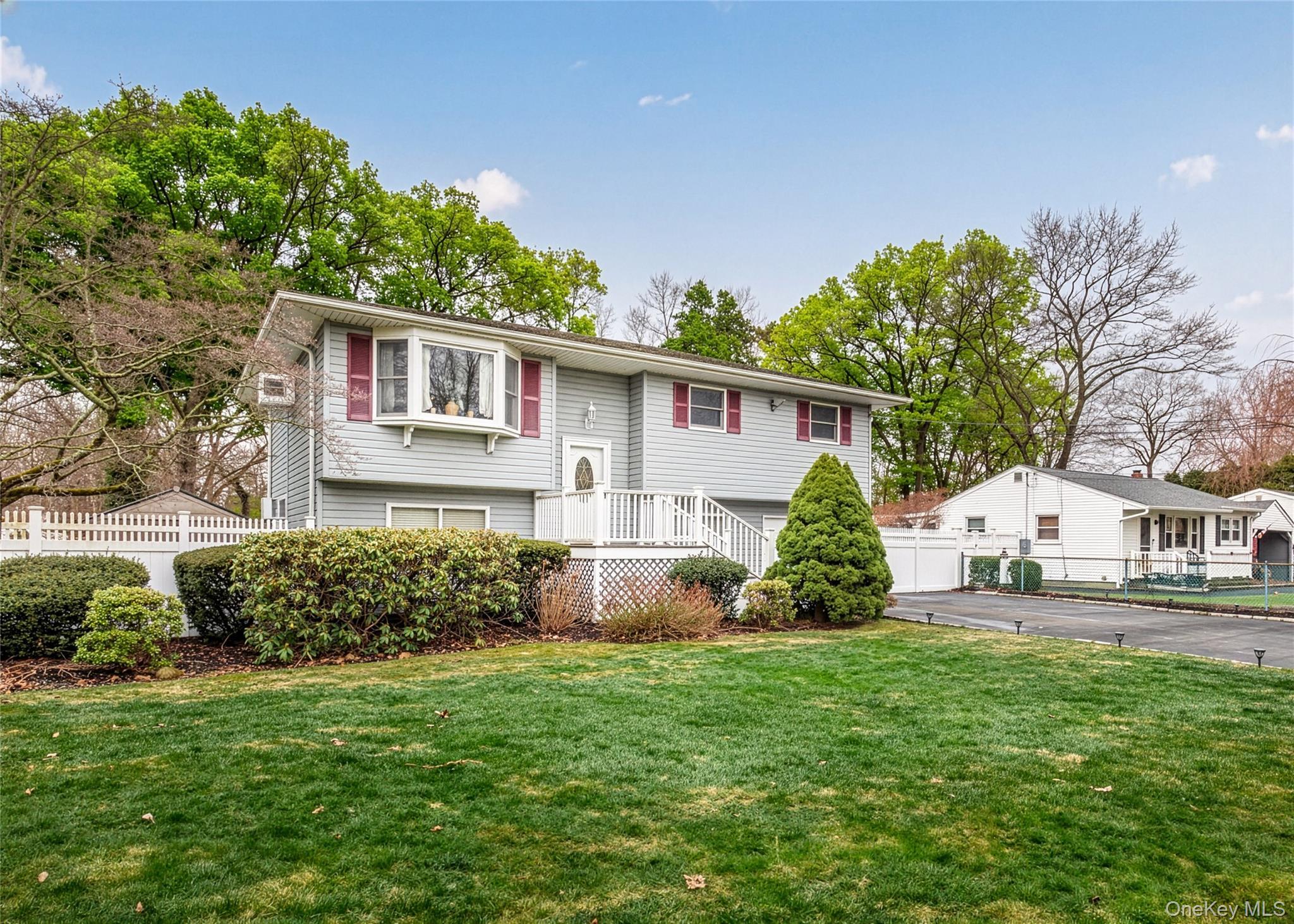 Single Family Brandywine  Suffolk County, NY 11950, MLS-982635-2