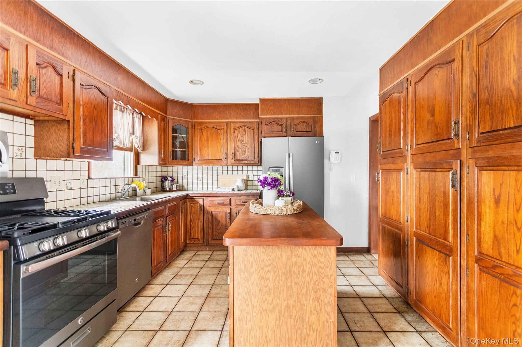 Single Family Brandywine  Suffolk County, NY 11950, MLS-982635-5