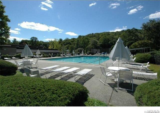 Condo Heritage Hills  Westchester County, NY 10589, MLS-982636-19