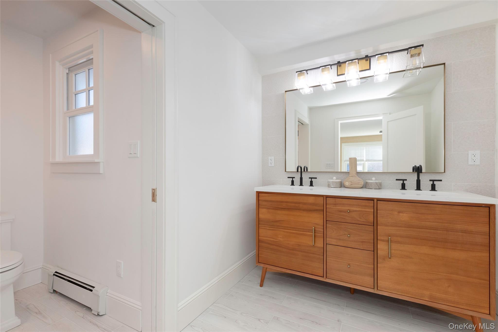 Single Family Bowne Bronx, NY 10464, MLS-982638-15