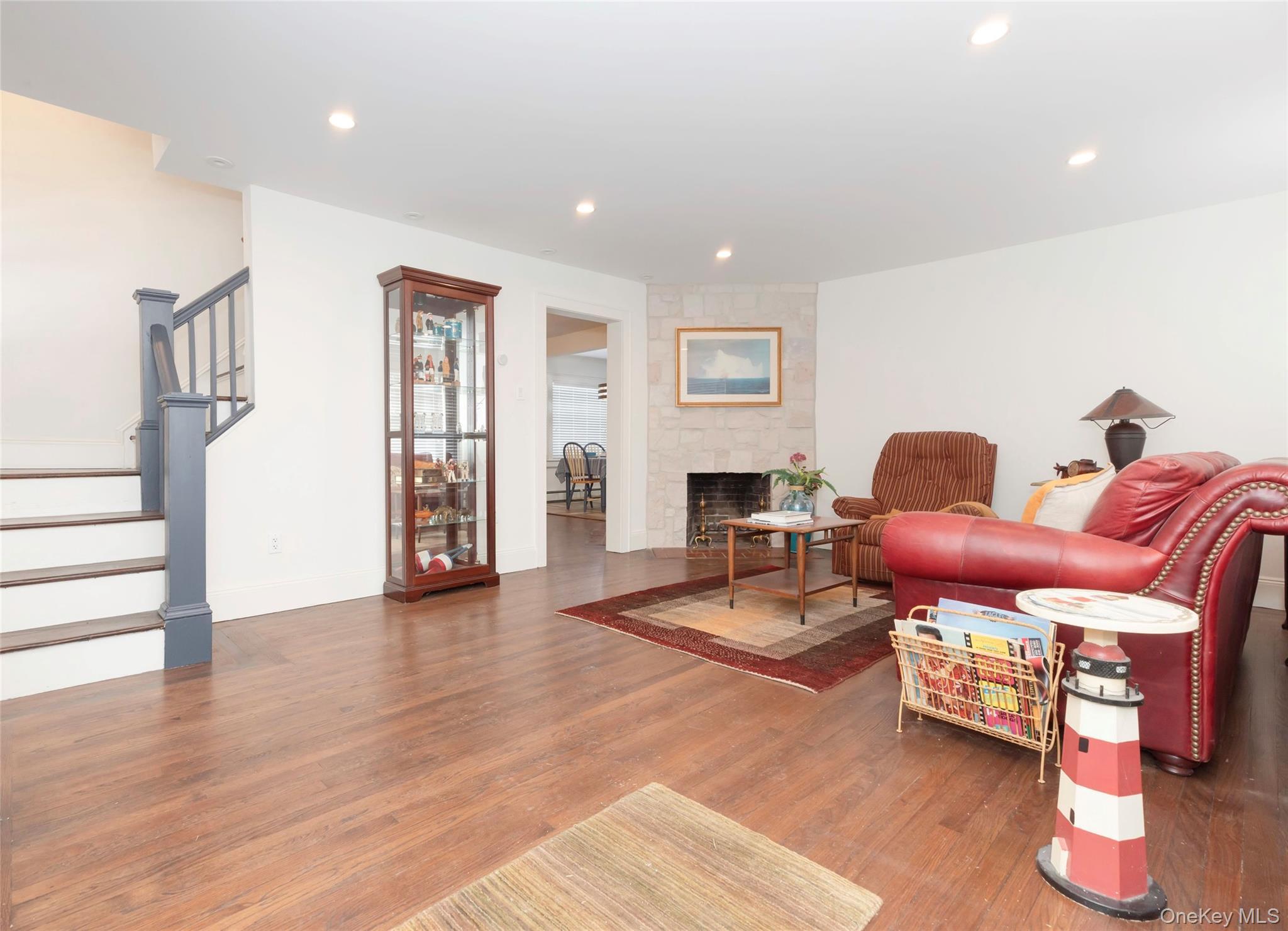 Single Family Bowne Bronx, NY 10464, MLS-982638-2