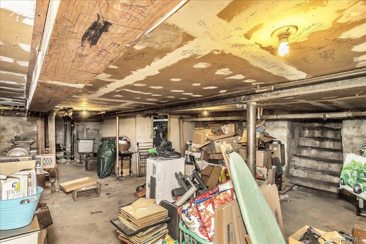Single Family Manhattan  Brooklyn, NY 11211, MLS-982641-17