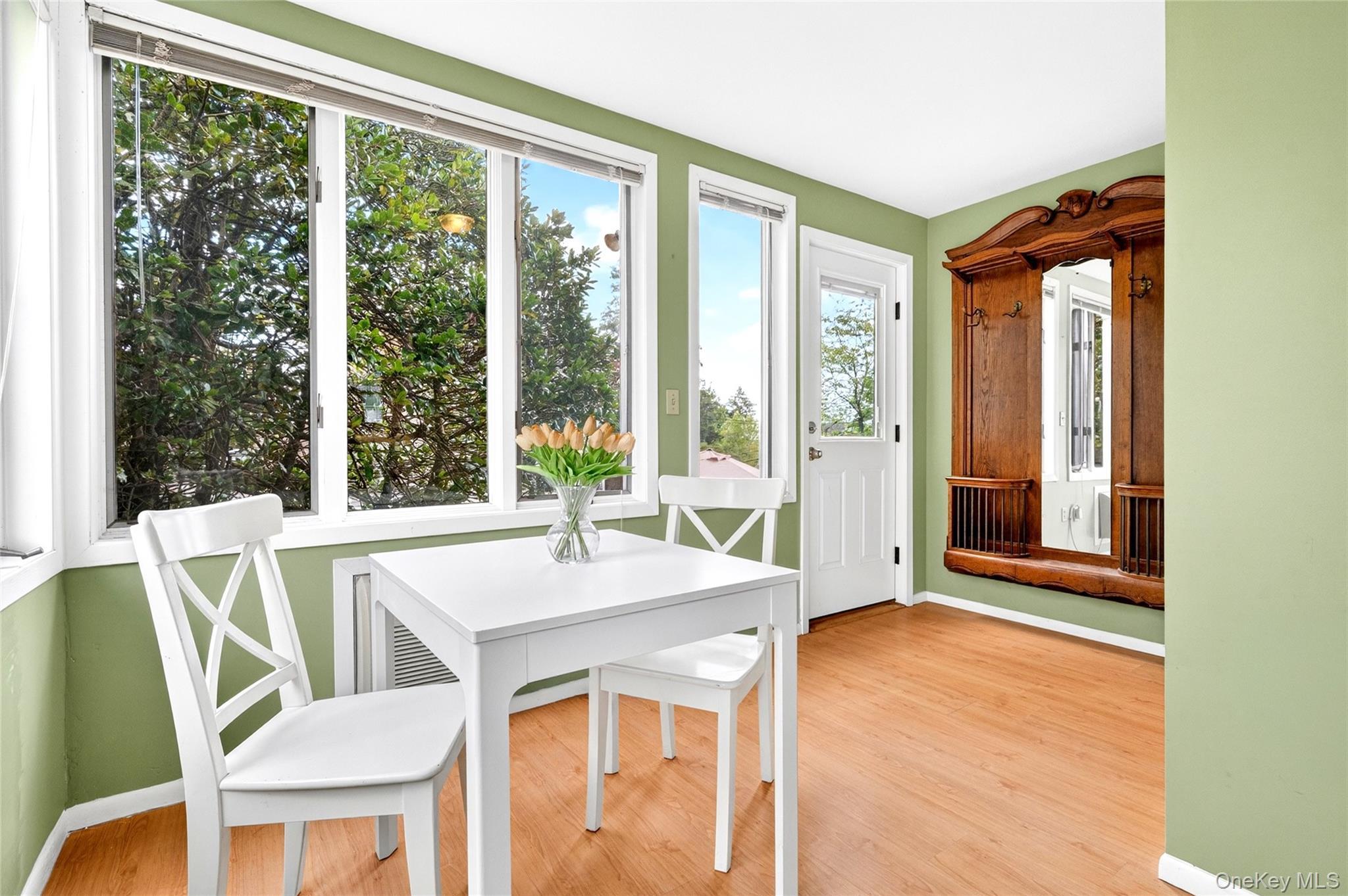 Single Family Old Middletown  Rockland County, NY 10965, MLS-982654-21