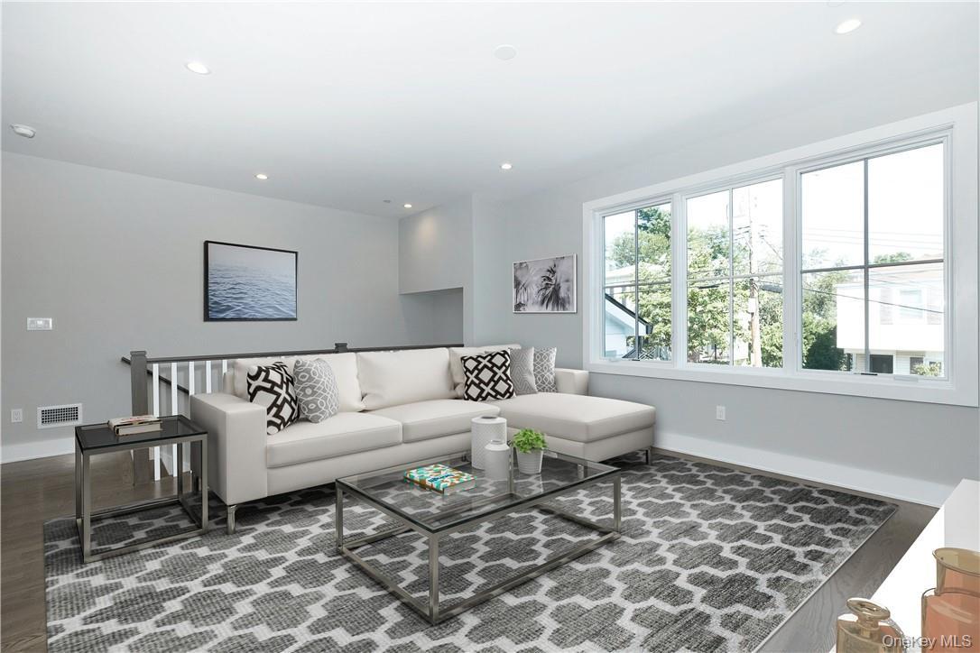 Condo Devoe  Westchester County, NY 10522, MLS-982668-3