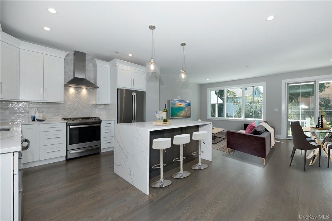 Condo Devoe  Westchester County, NY 10522, MLS-982668-5