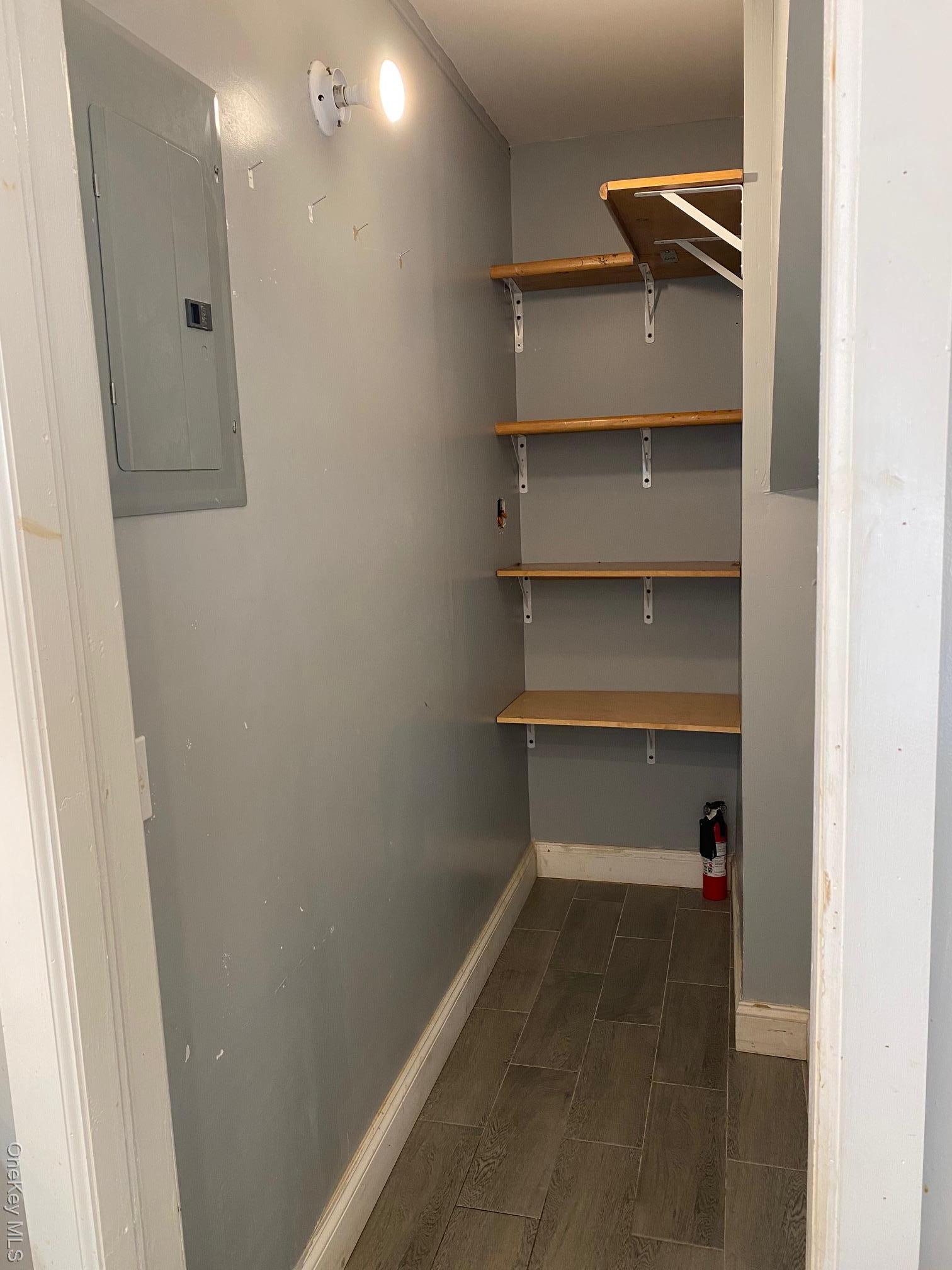 Single Family 239th Bronx, NY 10470, MLS-982682-10