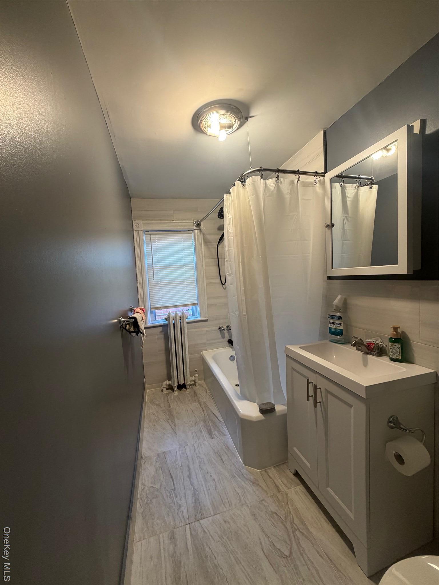 Single Family 239th Bronx, NY 10470, MLS-982682-20