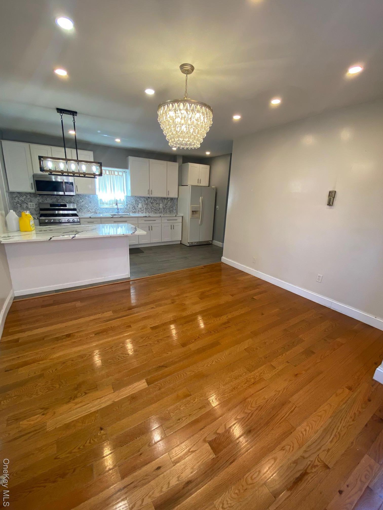 Single Family 239th Bronx, NY 10470, MLS-982682-7