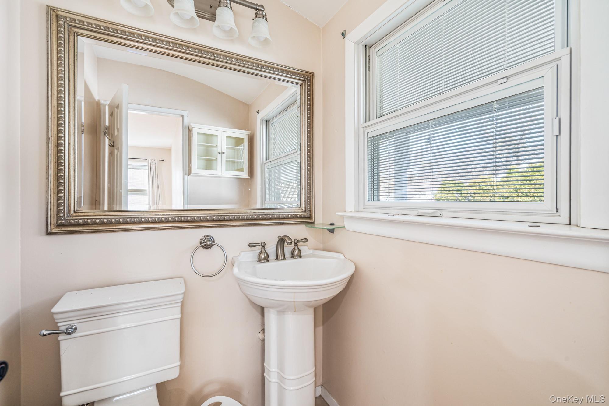 Single Family 39th  Suffolk County, NY 11751, MLS-982702-14