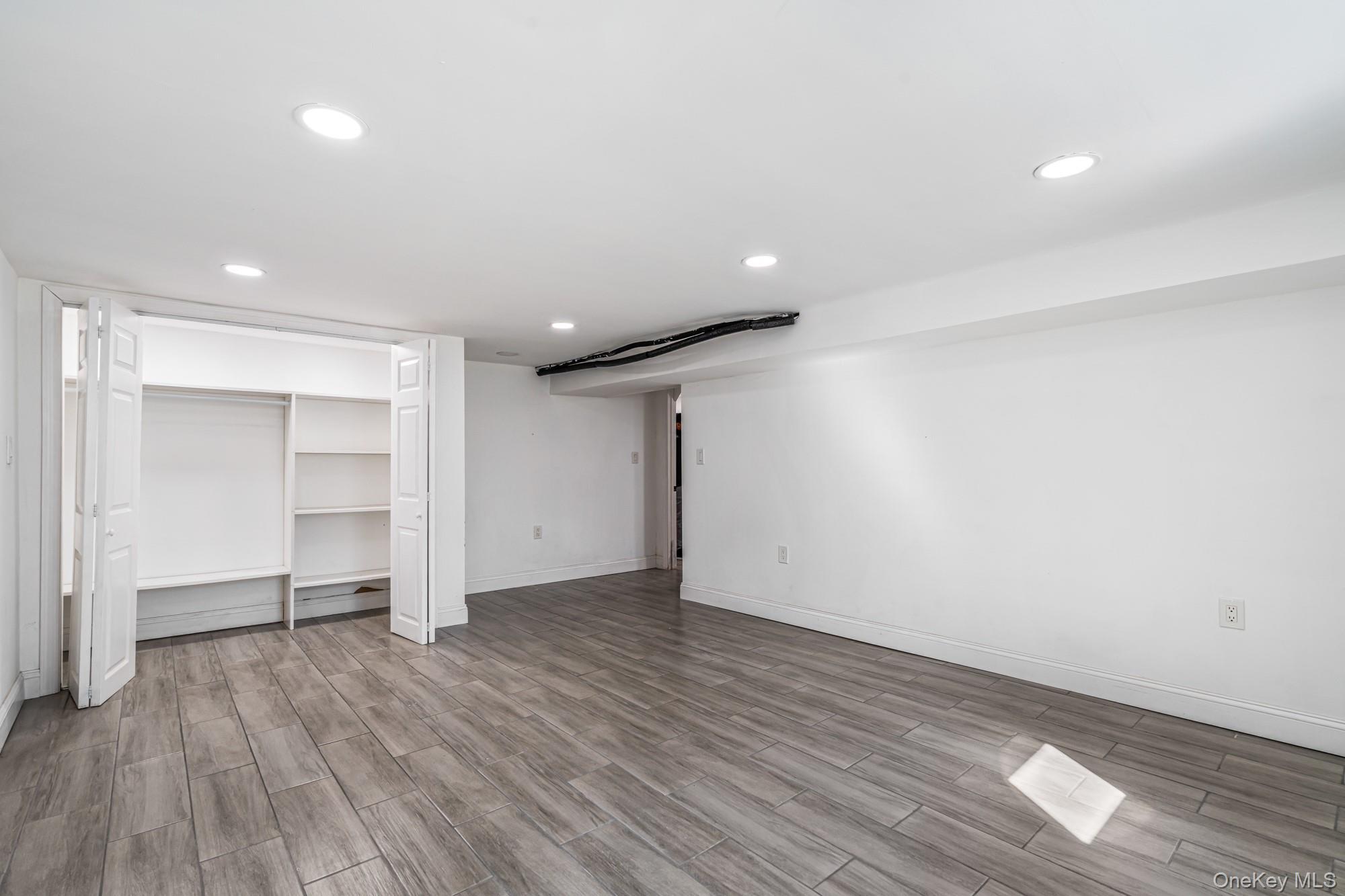 Single Family 39th  Suffolk County, NY 11751, MLS-982702-23