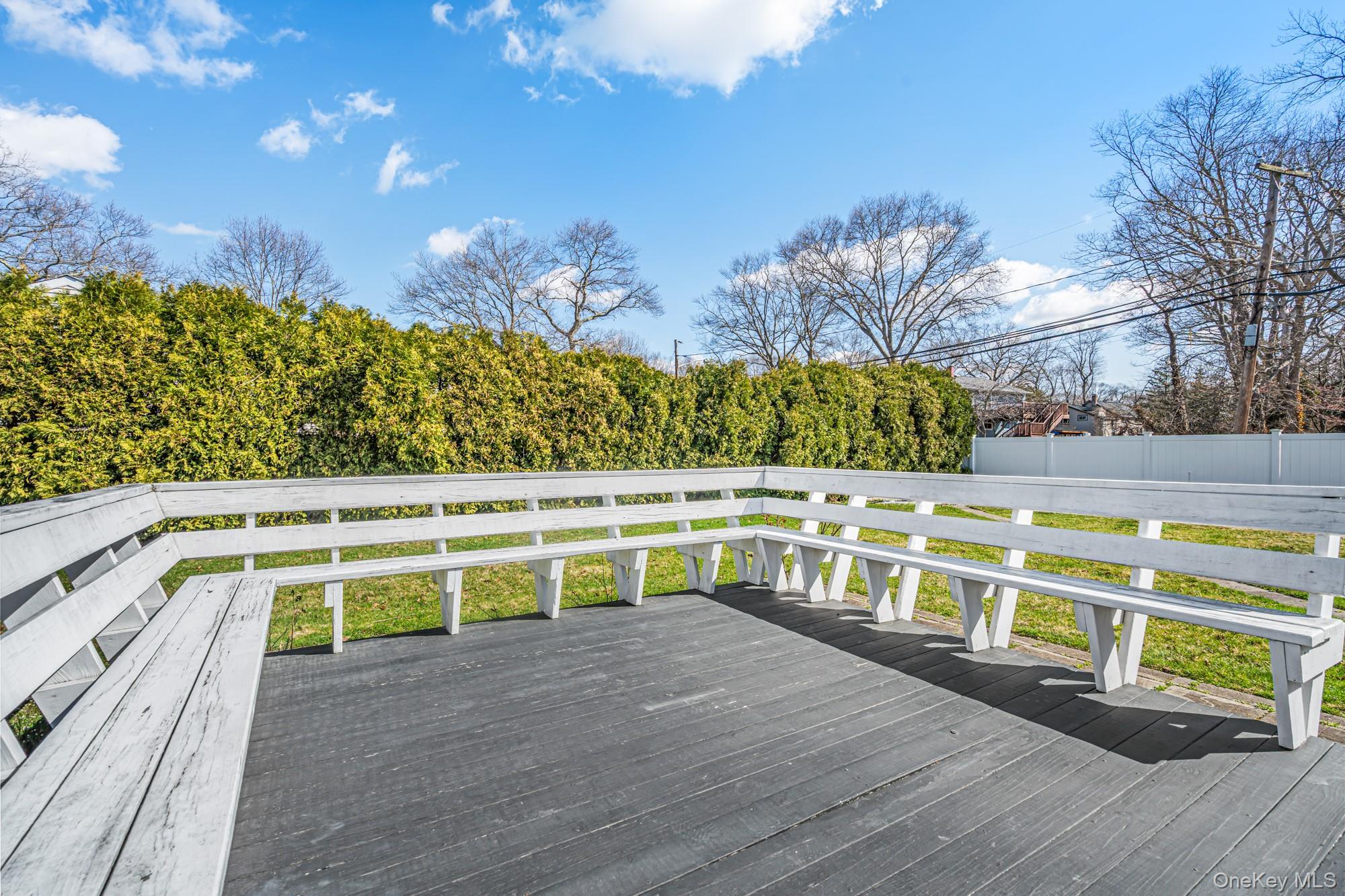 Single Family 39th  Suffolk County, NY 11751, MLS-982702-26