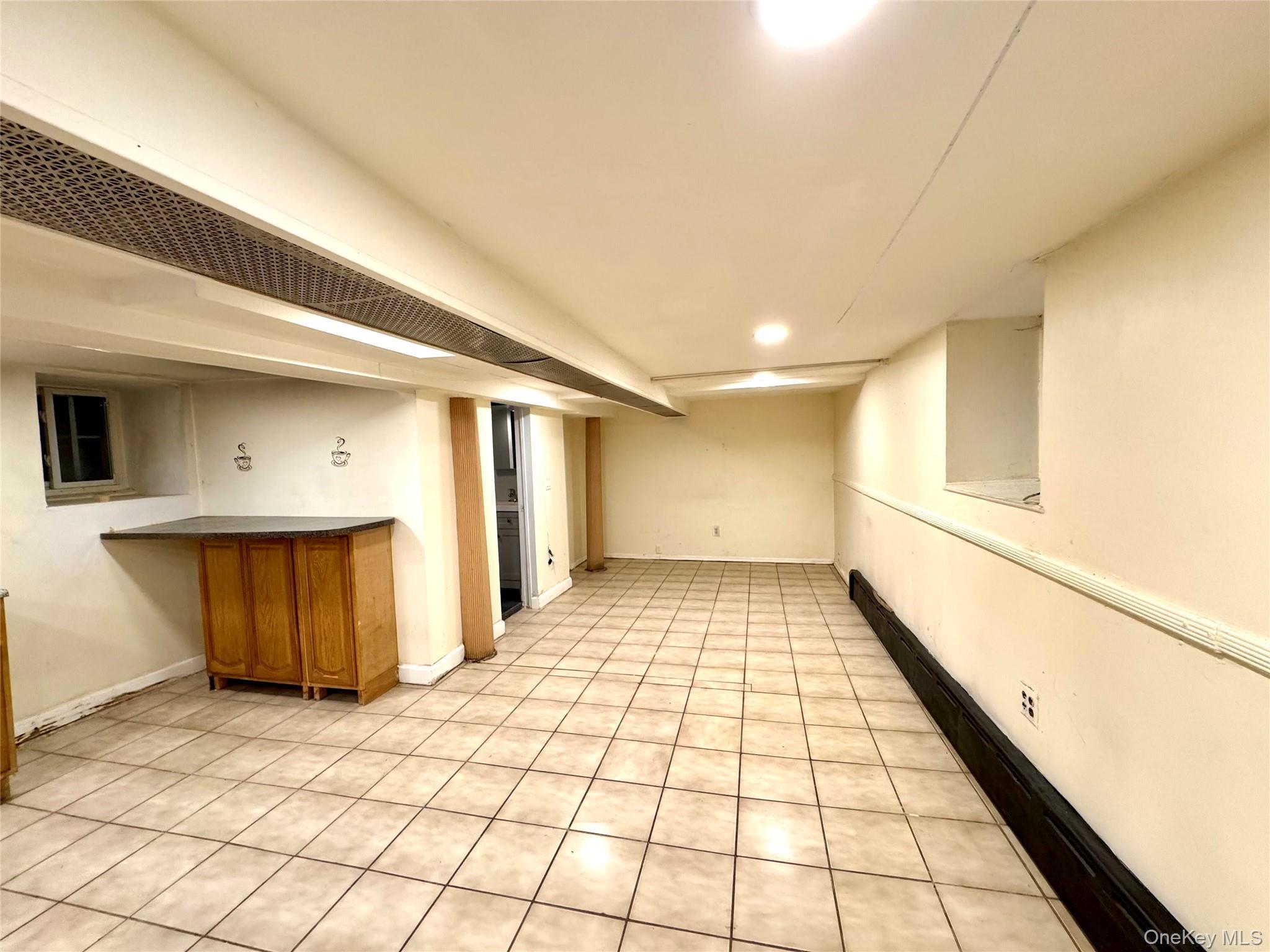 Single Family Parkview  Bronx, NY 10461, MLS-982710-21