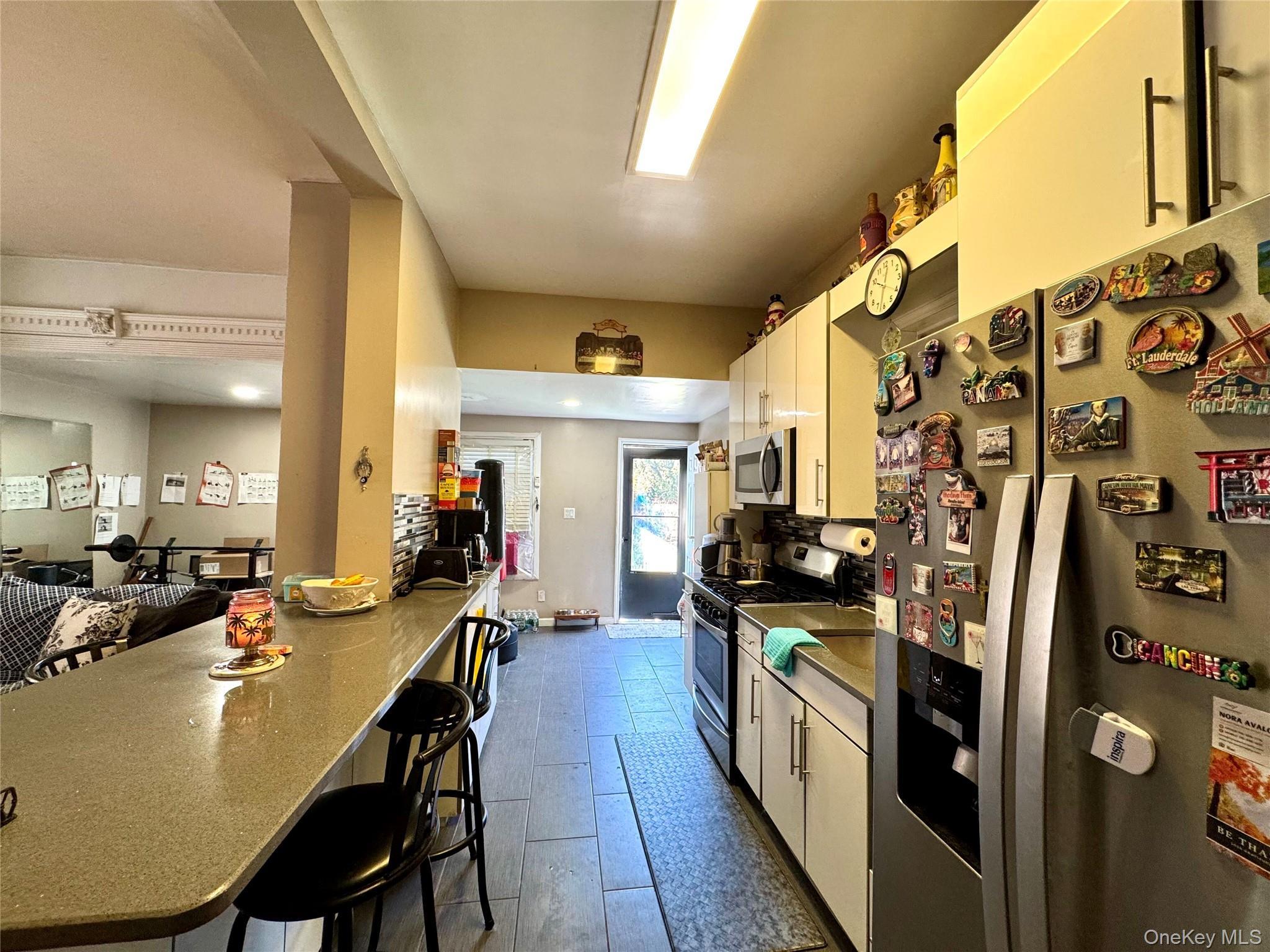 Single Family Parkview  Bronx, NY 10461, MLS-982710-5