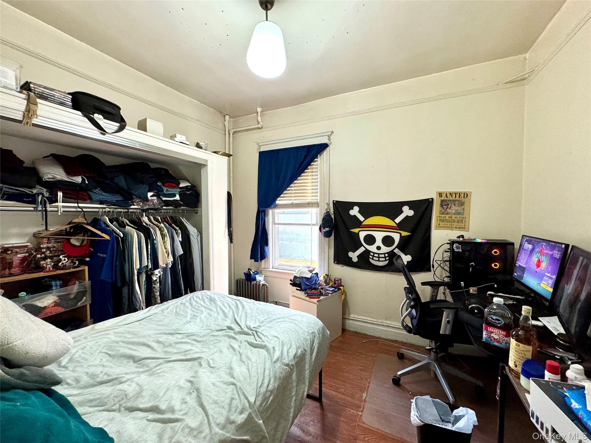 Single Family Parkview  Bronx, NY 10461, MLS-982710-9