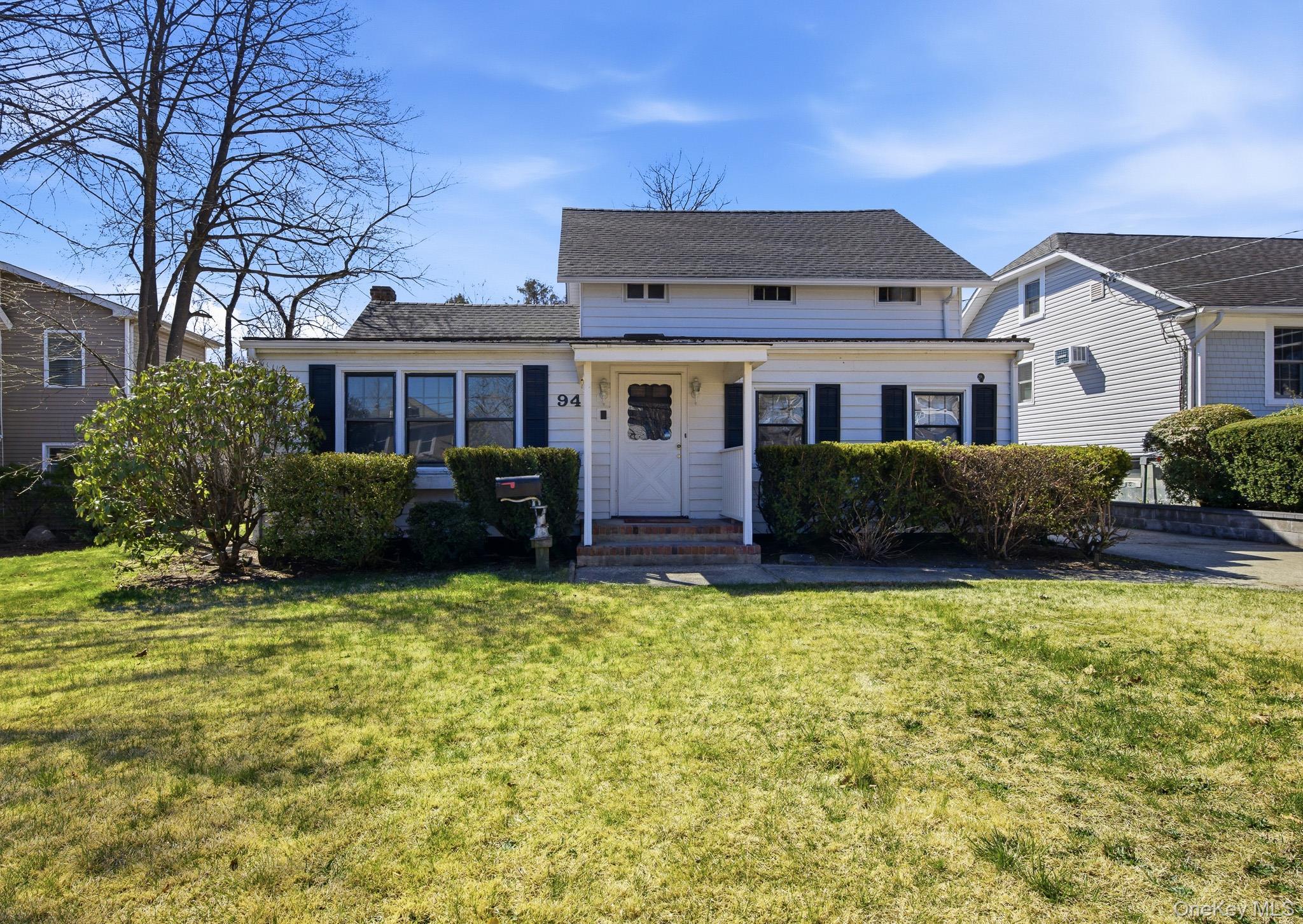 Single Family E Lakewood Street Suffolk County, NY 11772, MLS-982731-2