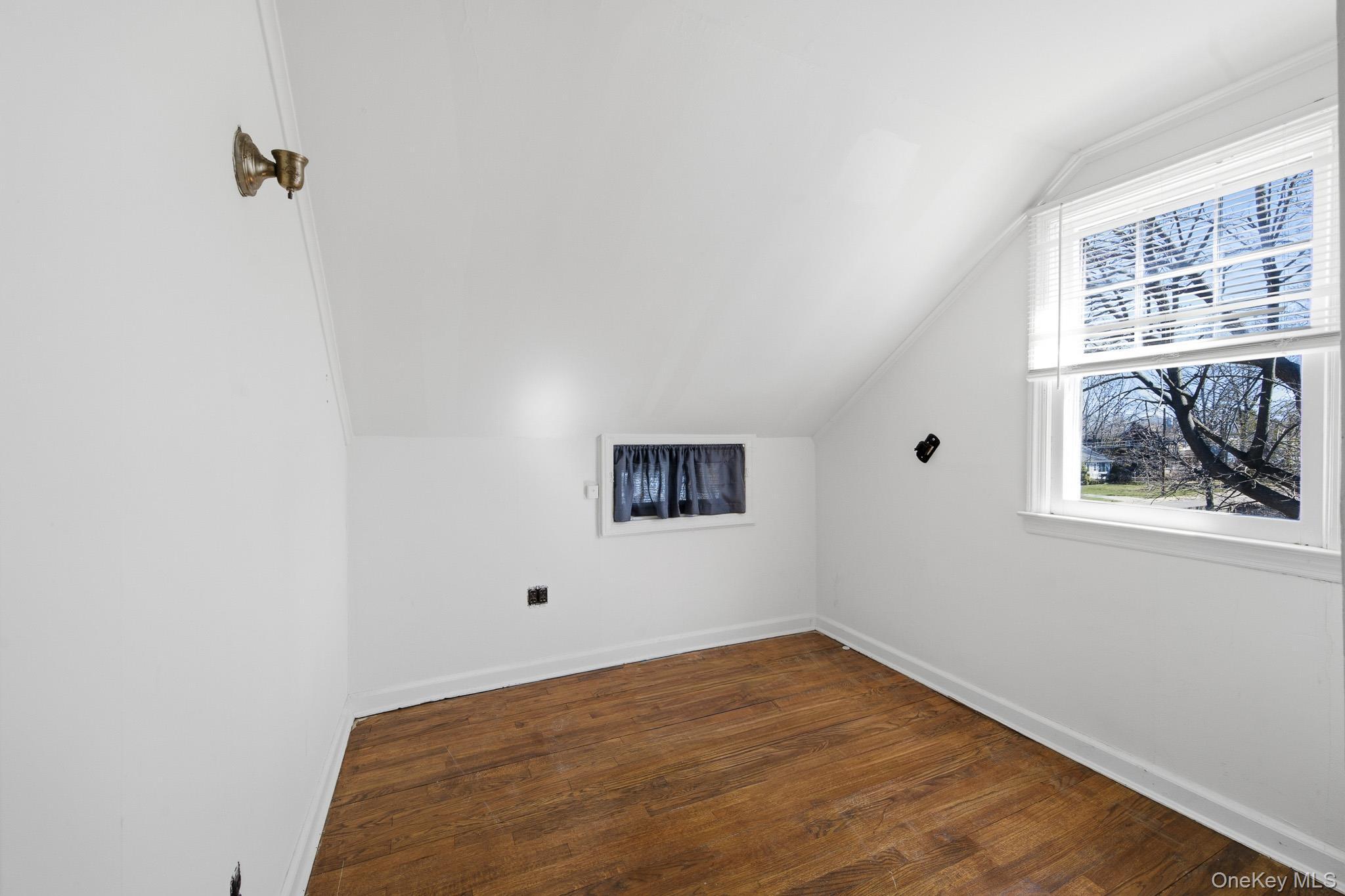 Single Family E Lakewood Street Suffolk County, NY 11772, MLS-982731-21
