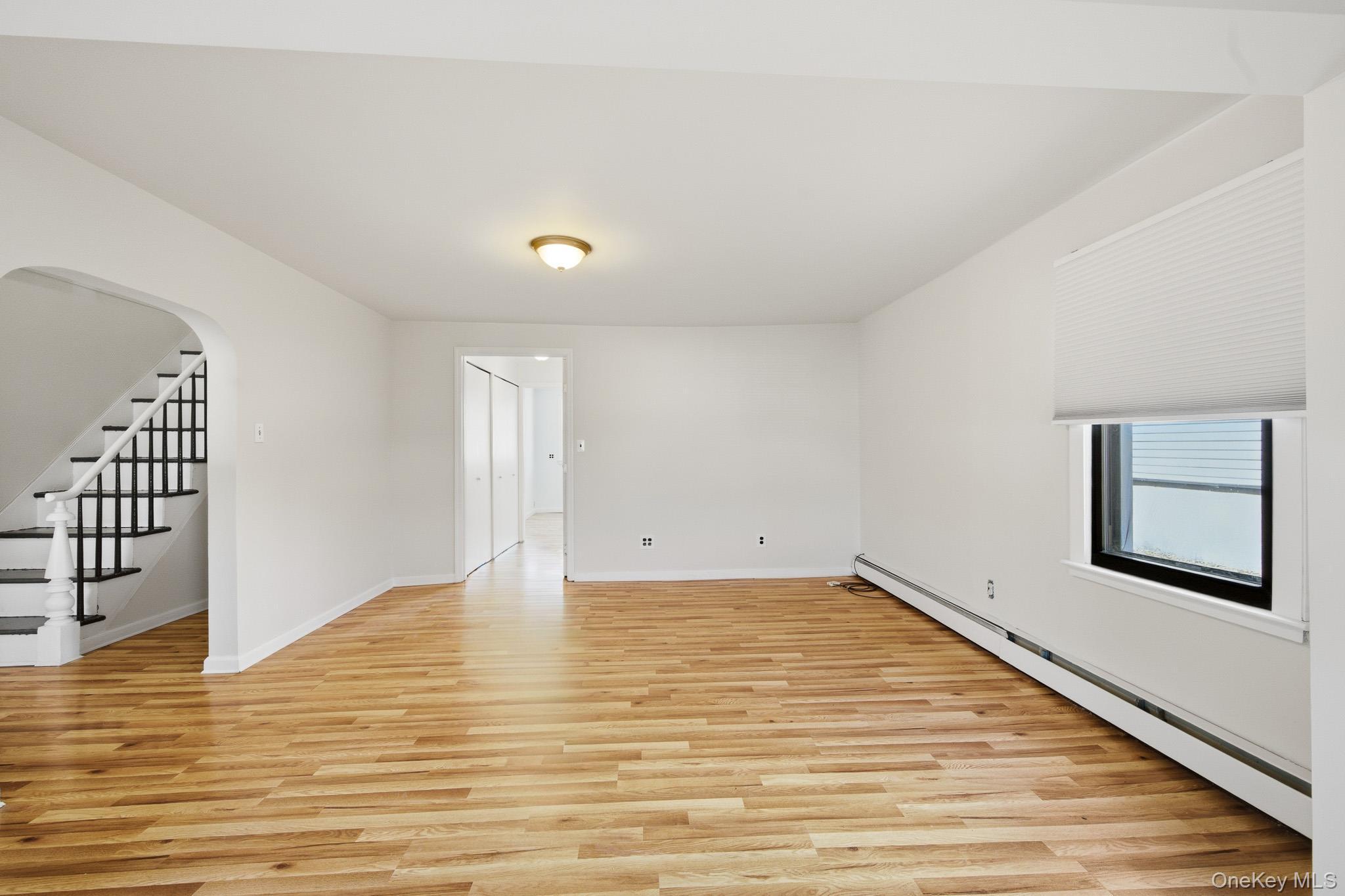 Single Family E Lakewood Street Suffolk County, NY 11772, MLS-982731-3