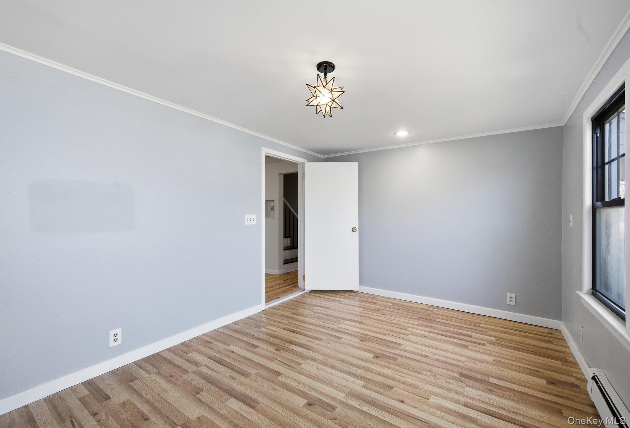 Single Family E Lakewood Street Suffolk County, NY 11772, MLS-982731-8