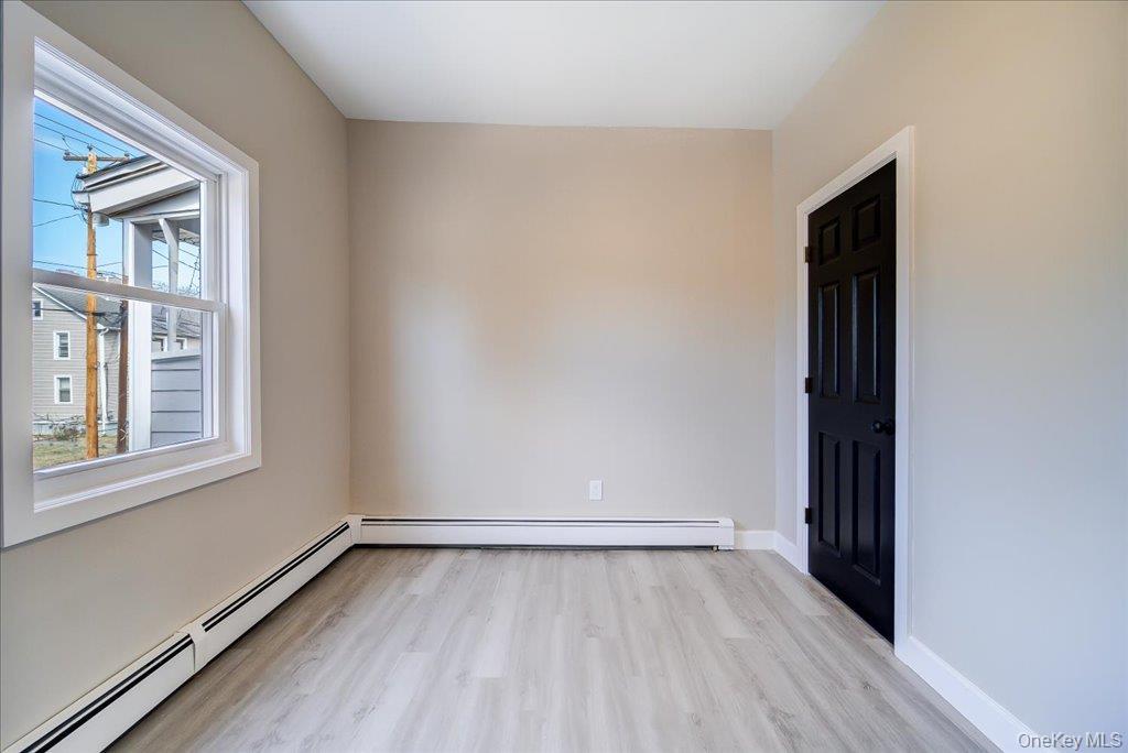 Single Family Main Dutchess County, NY 12590, MLS-982738-20