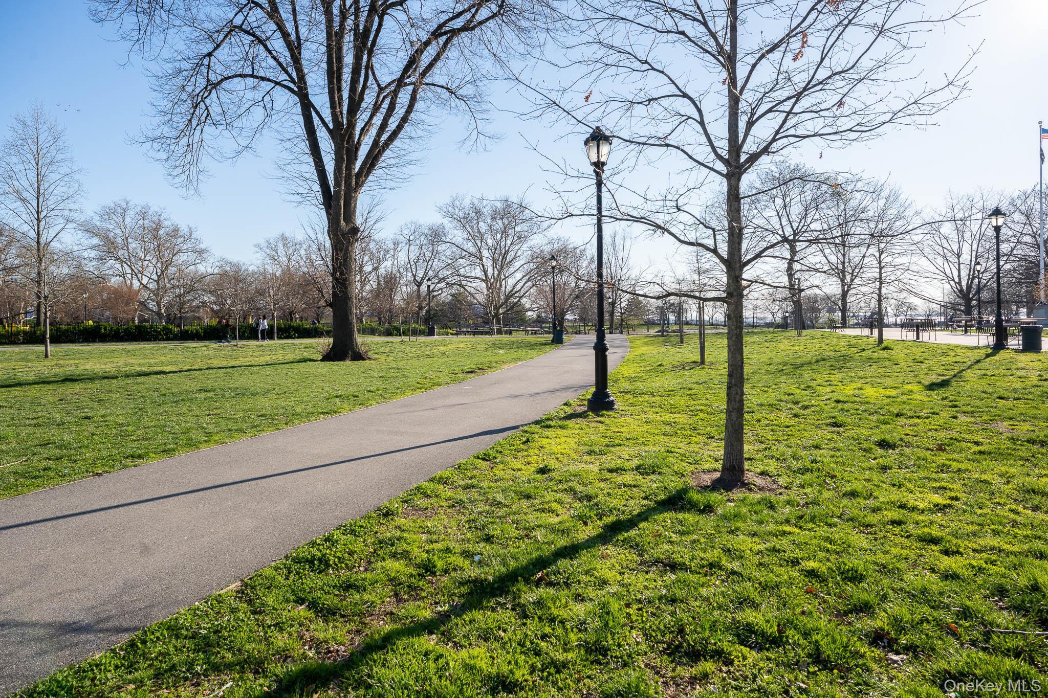 Commercial Sale Bath Avenue  Brooklyn, NY 11214, MLS-982751-4