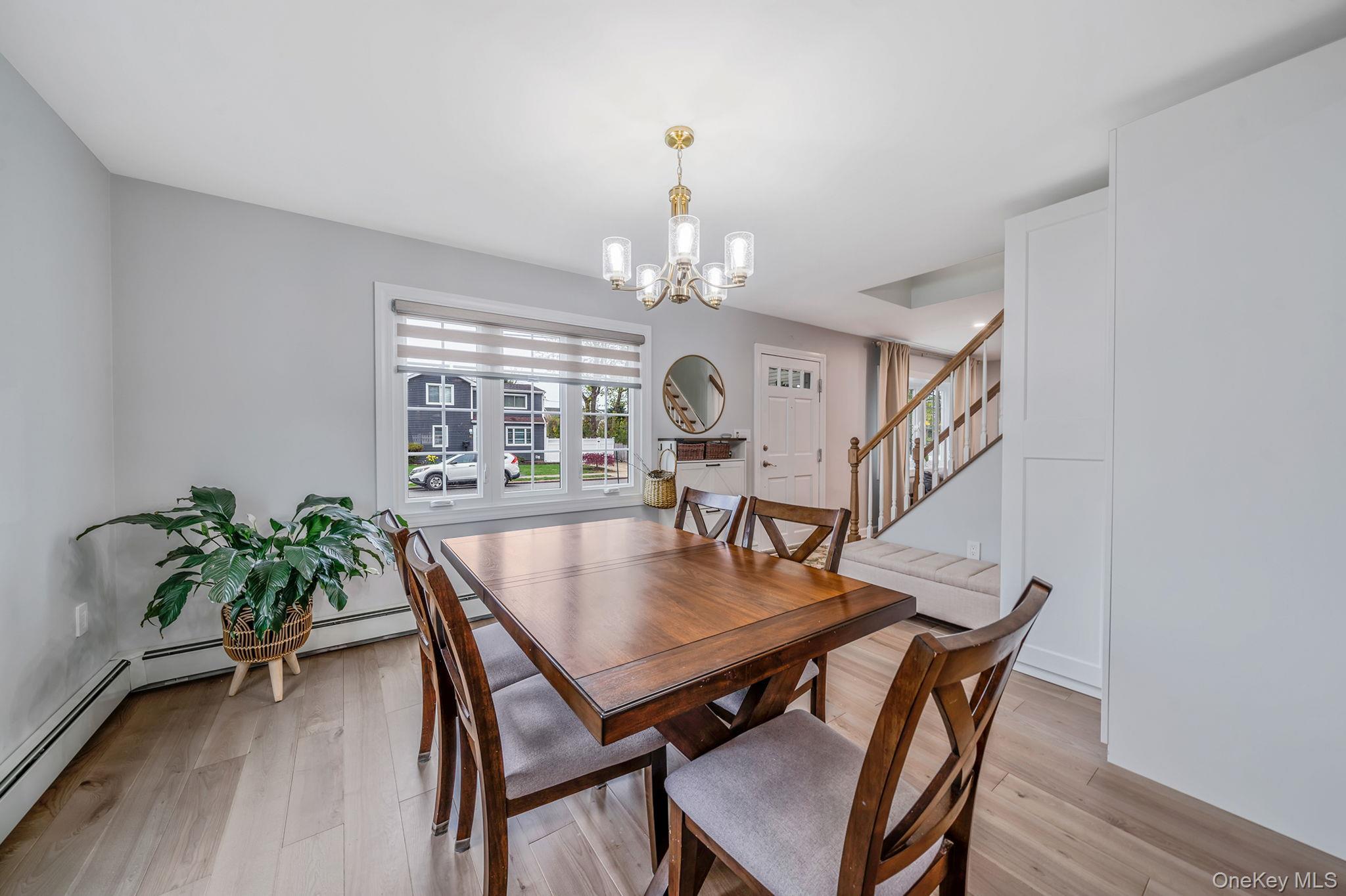 Single Family Ontario  Nassau County, NY 11758, MLS-982758-4