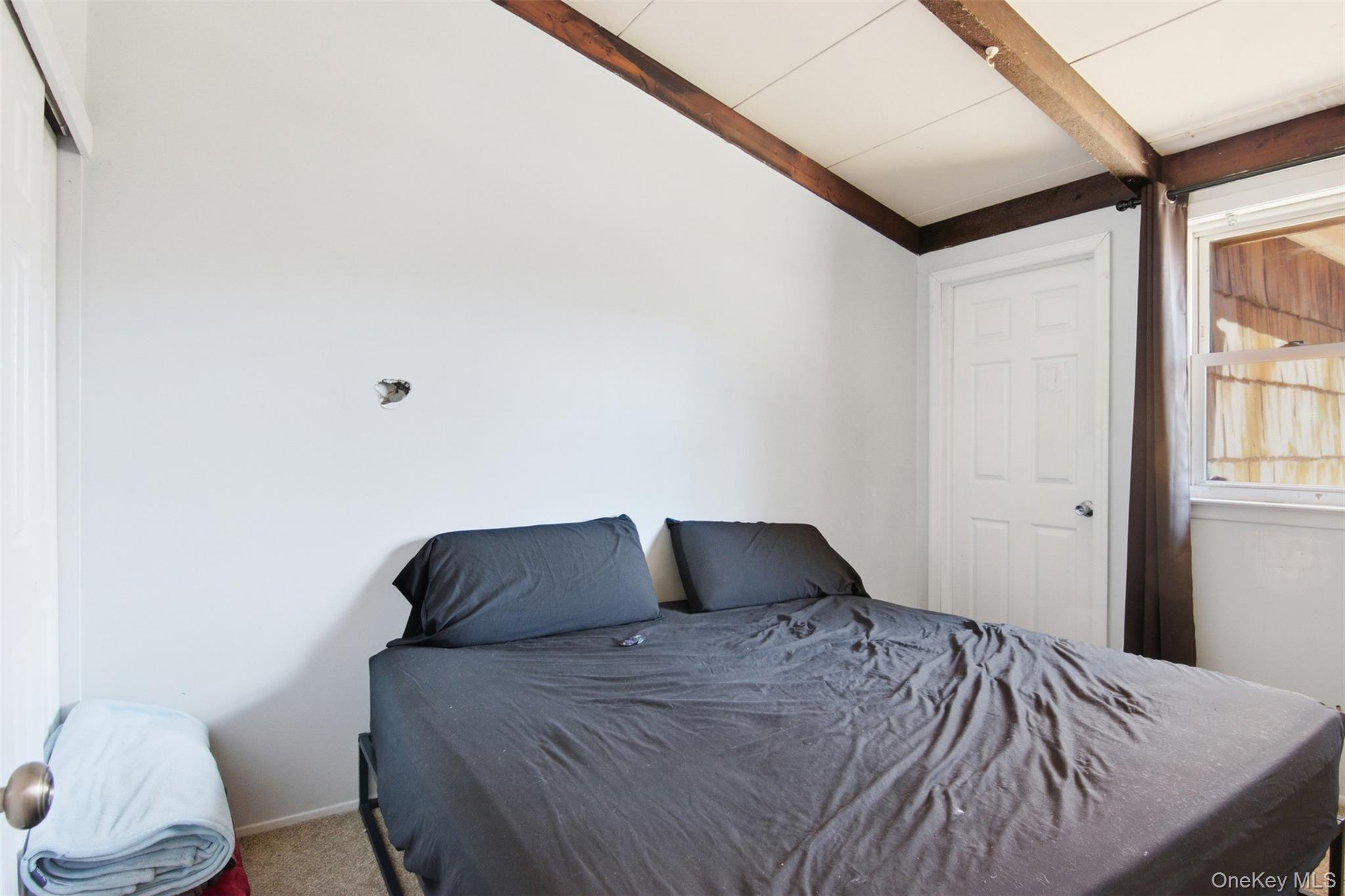 Single Family Lodge  Suffolk County, NY 11733, MLS-982774-15