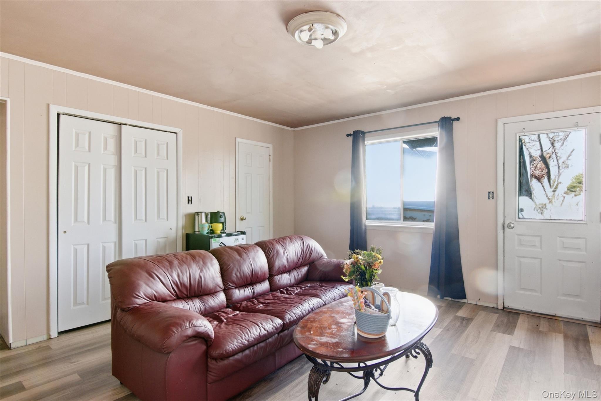 Single Family Lodge  Suffolk County, NY 11733, MLS-982774-17