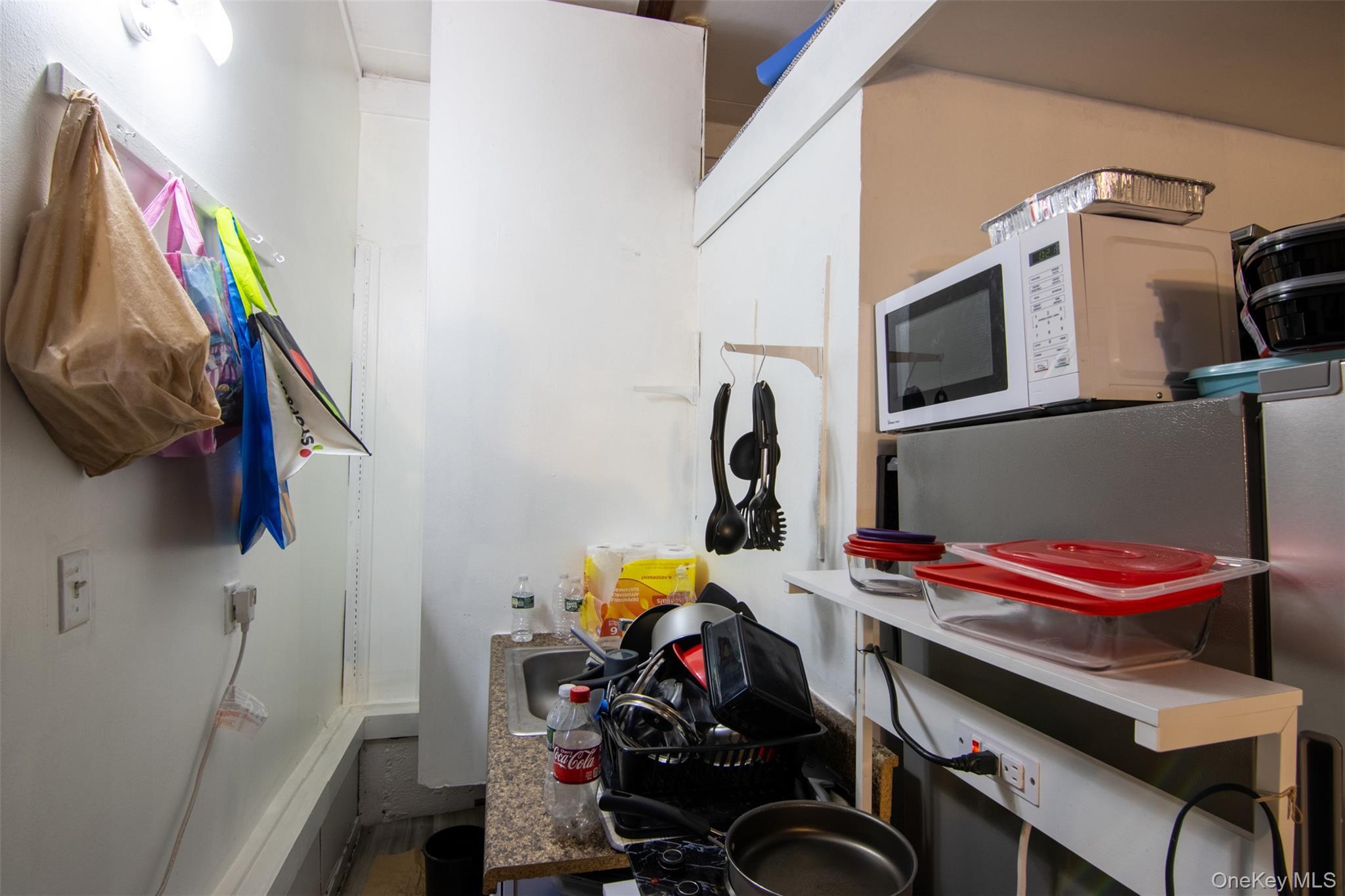 Single Family Lodge  Suffolk County, NY 11733, MLS-982774-22