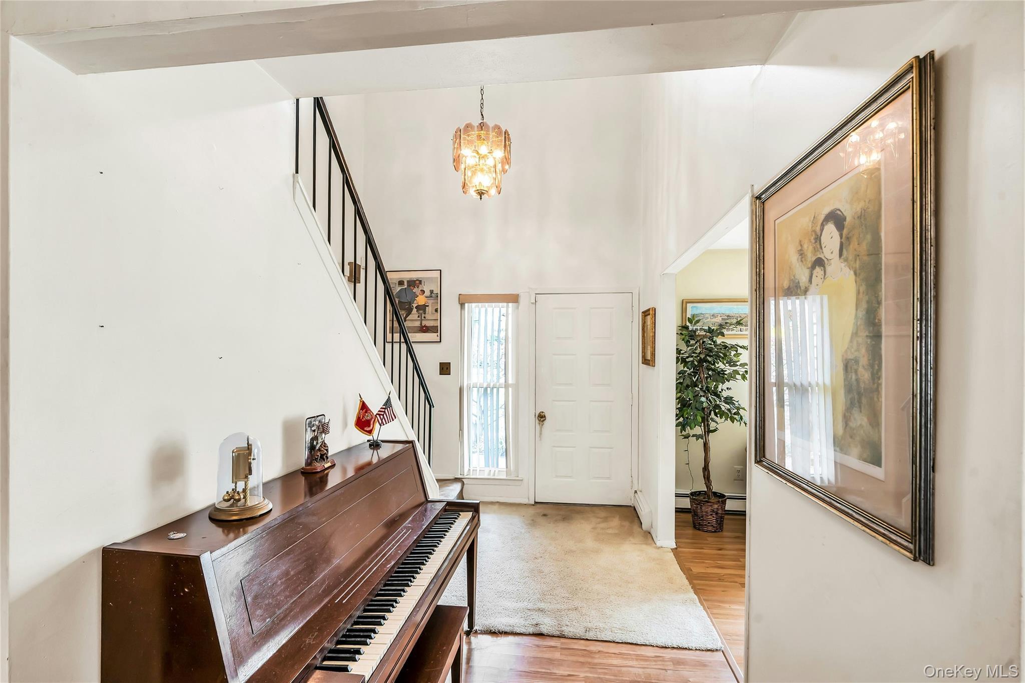 Single Family Hastings  Suffolk County, NY 11961, MLS-982786-16