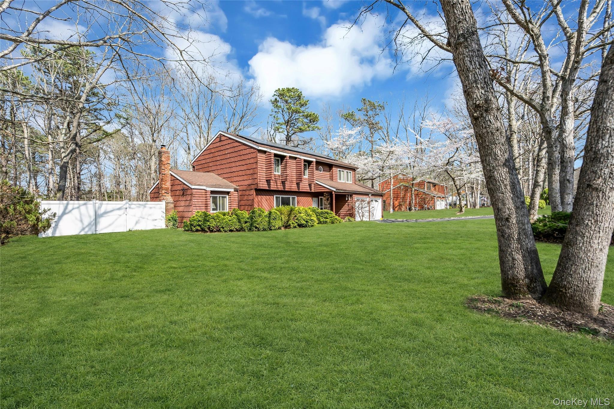 Single Family Hastings  Suffolk County, NY 11961, MLS-982786-2