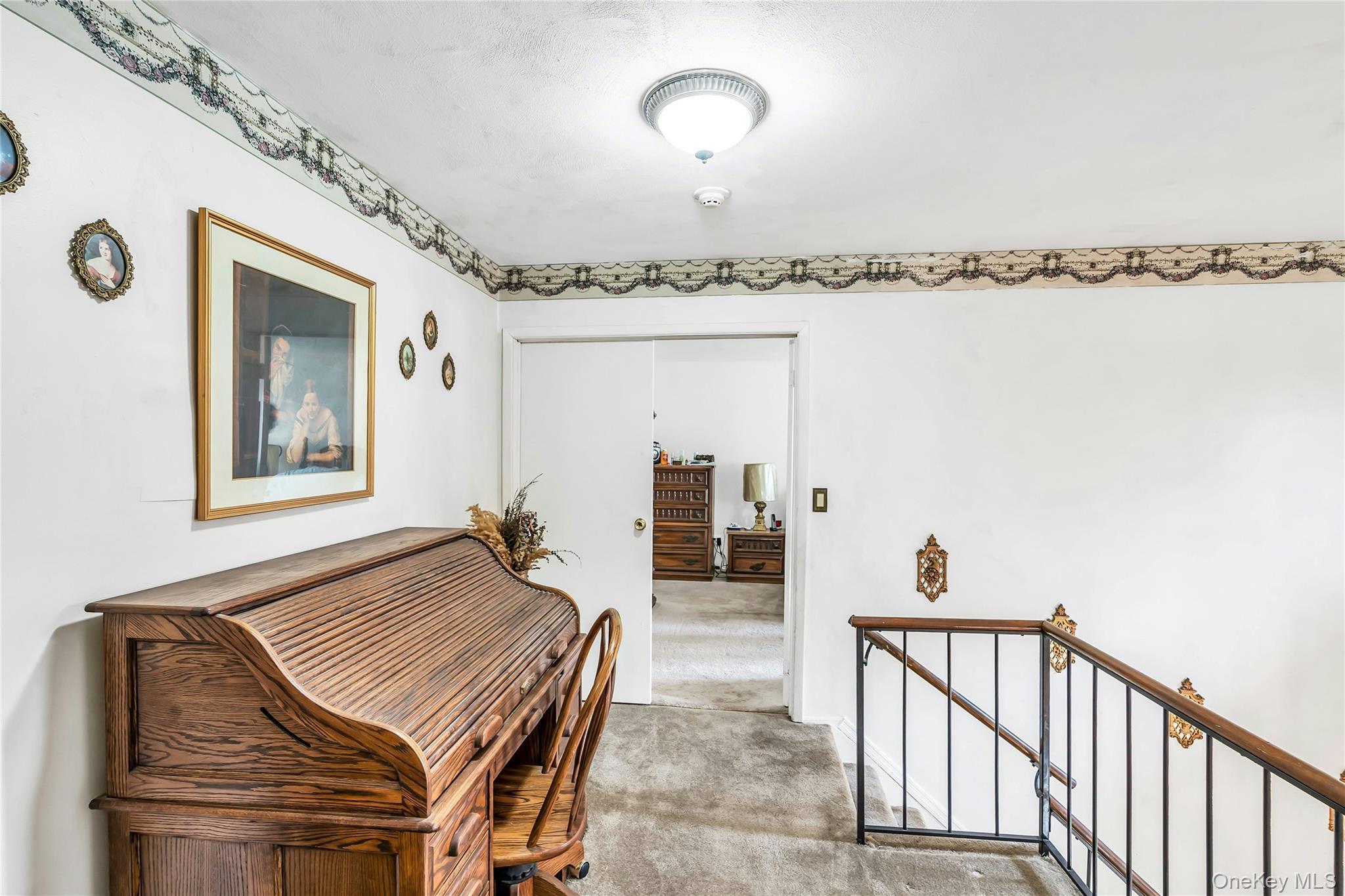 Single Family Hastings  Suffolk County, NY 11961, MLS-982786-21