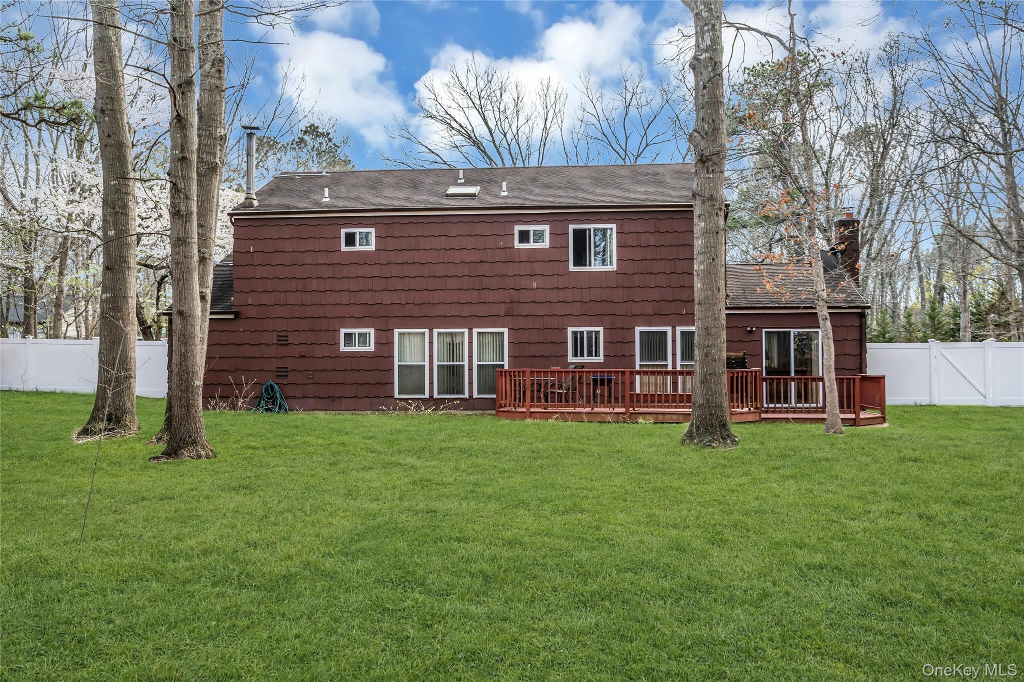 Single Family Hastings  Suffolk County, NY 11961, MLS-982786-31