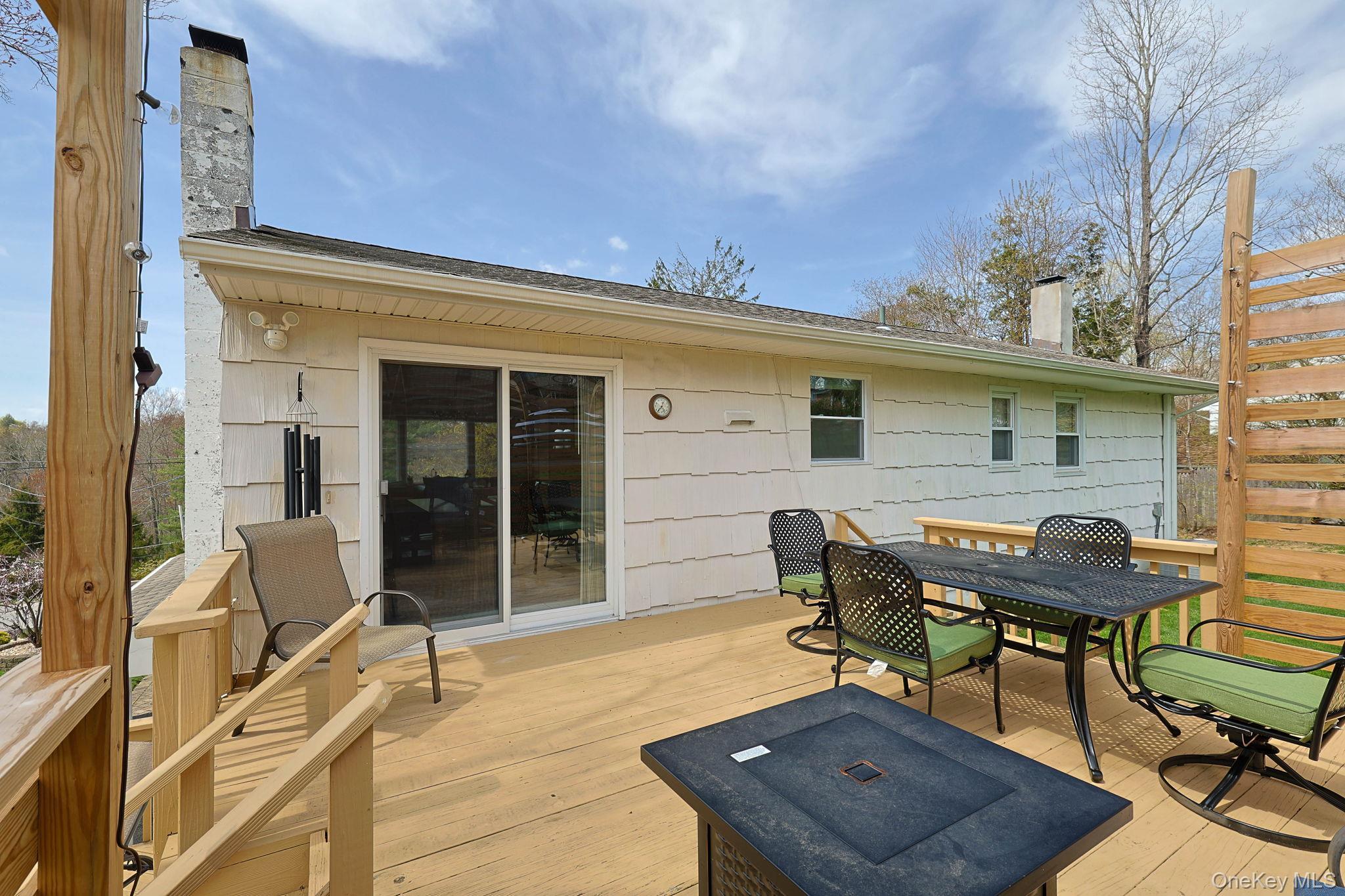 Single Family Parkway  Westchester County, NY 10598, MLS-982808-8