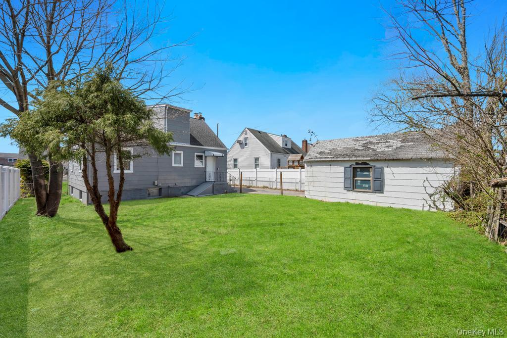 Single Family Lido  Suffolk County, NY 11757, MLS-982813-6