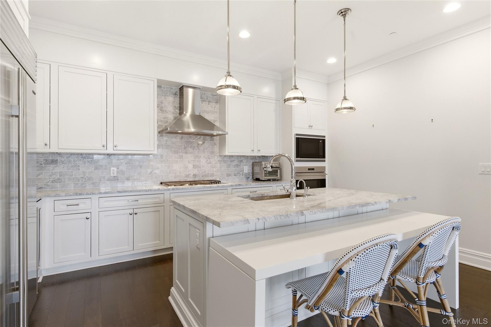 Condo Royal  Nassau County, NY 11040, MLS-982822-11