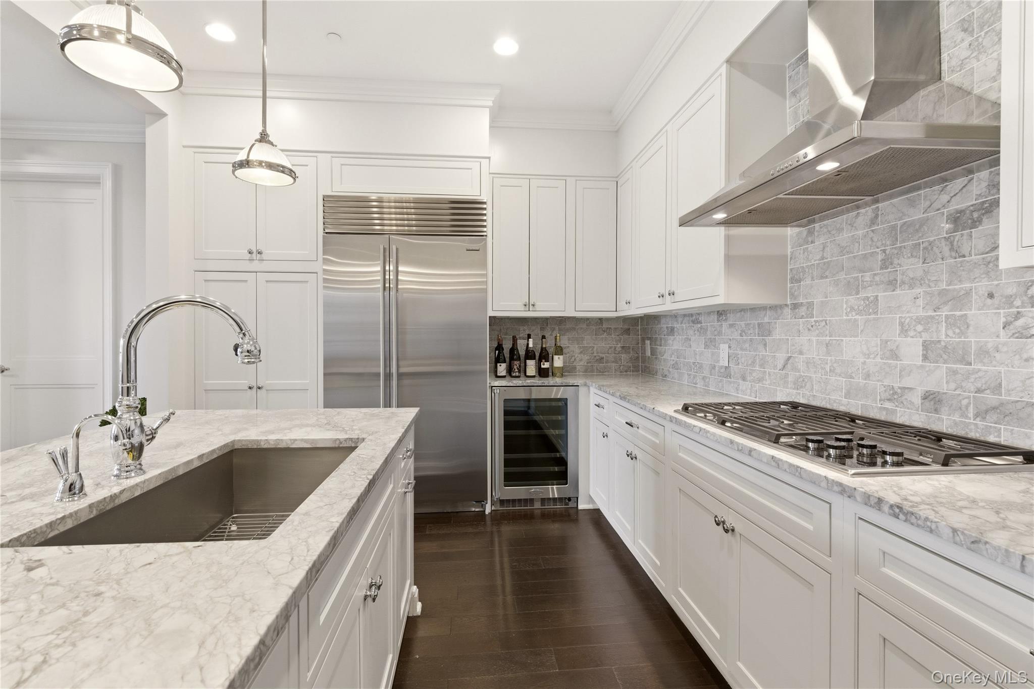 Condo Royal  Nassau County, NY 11040, MLS-982822-13