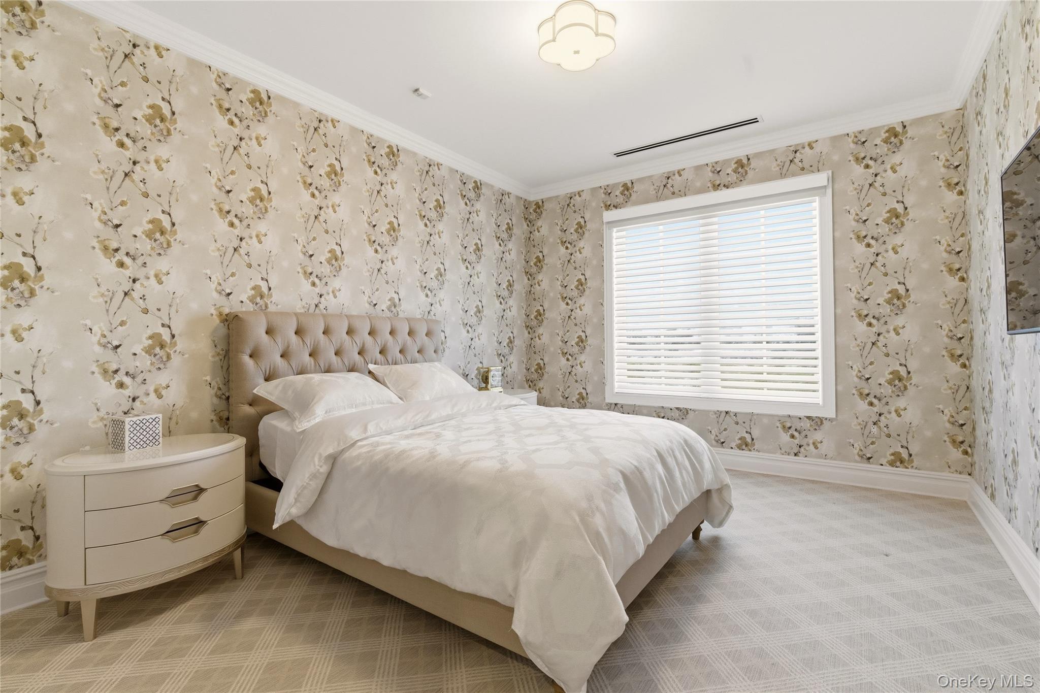 Condo Royal  Nassau County, NY 11040, MLS-982822-17