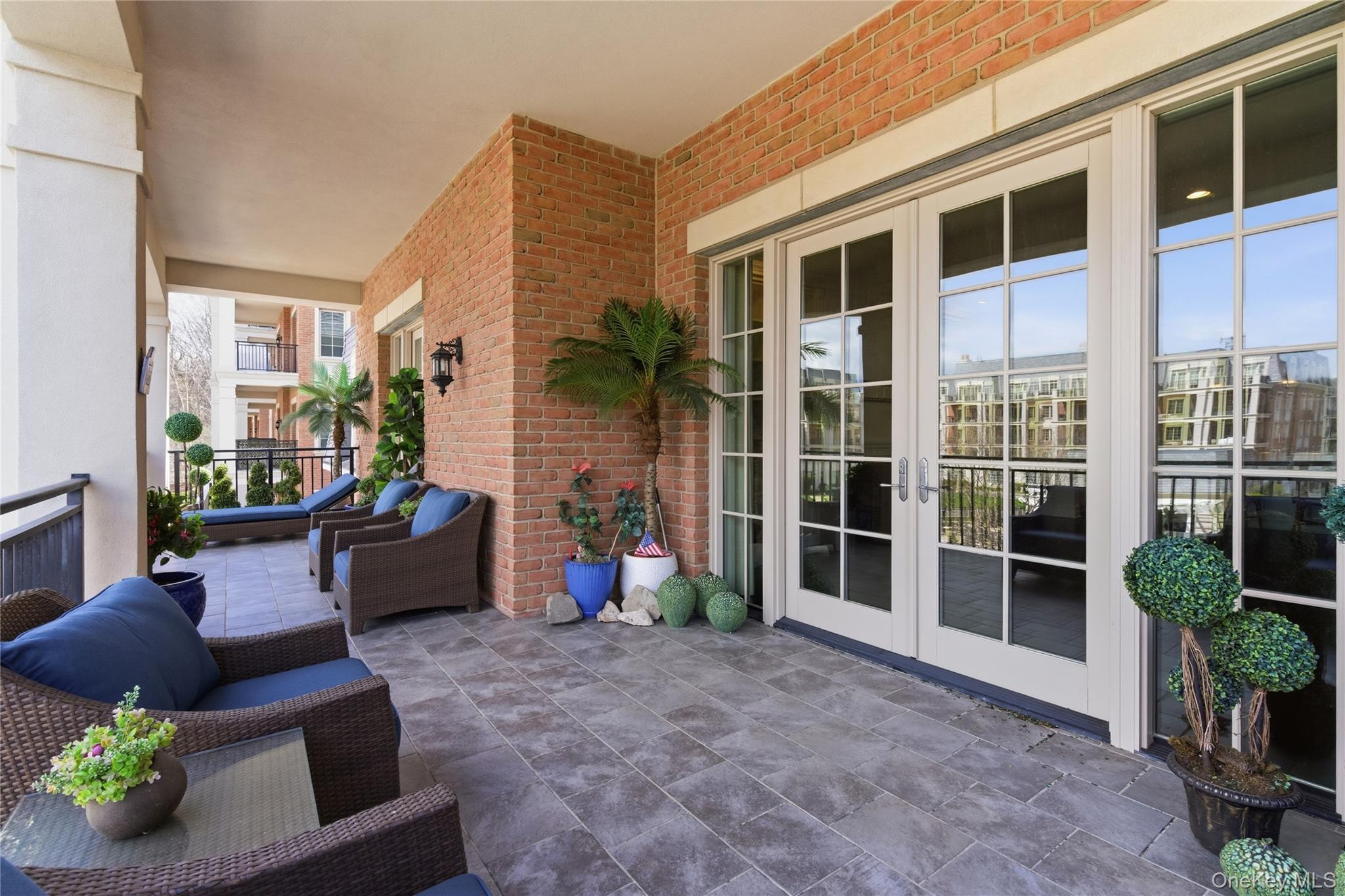 Condo Royal  Nassau County, NY 11040, MLS-982822-25