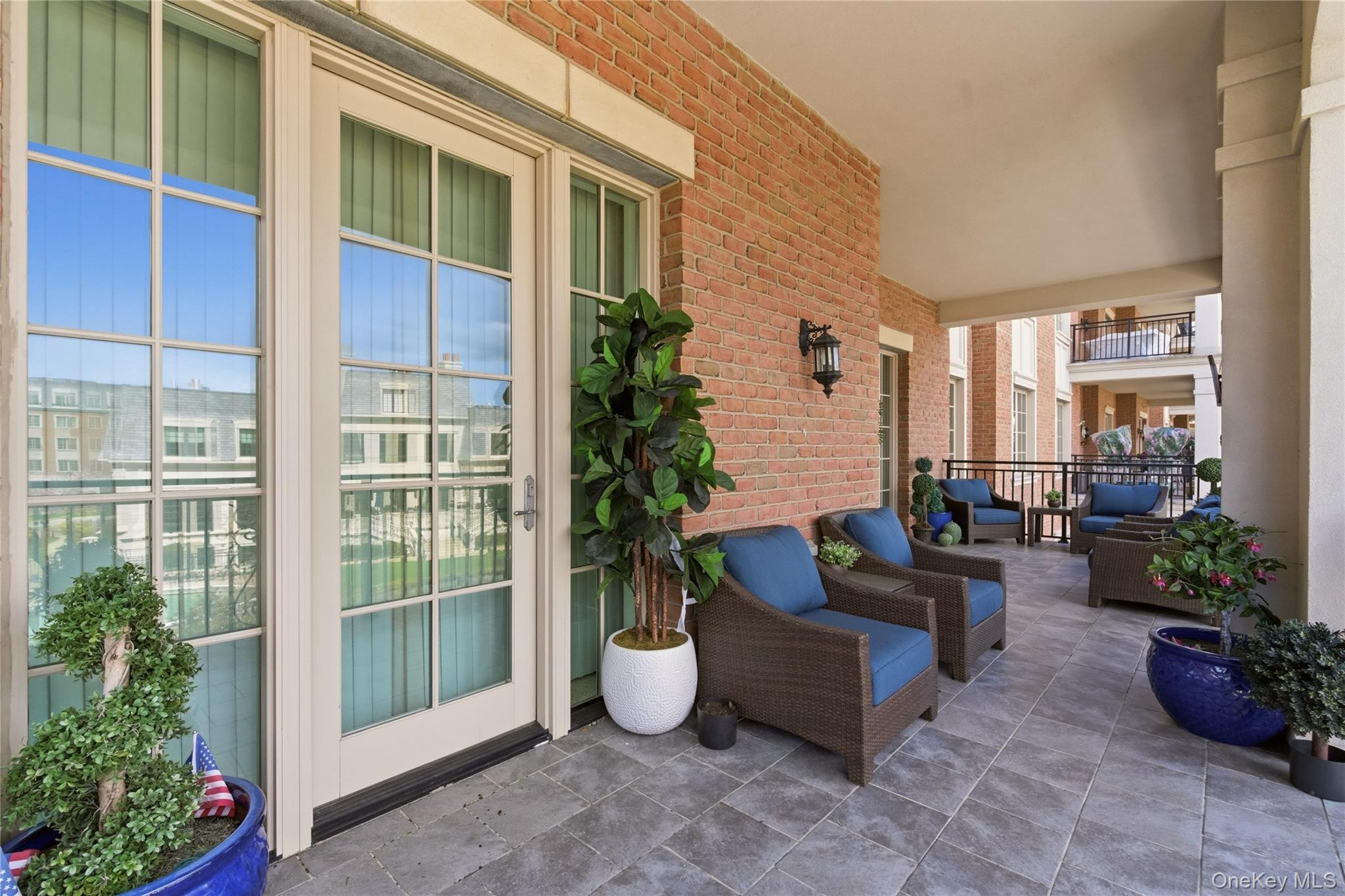 Condo Royal  Nassau County, NY 11040, MLS-982822-26